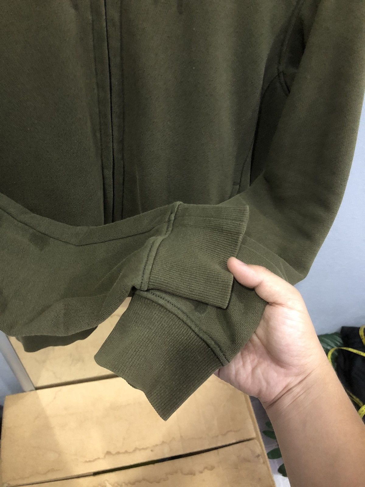 Japanese Brand × Uniqlo Uniqlo olive hoodie with sherpa lining Size US S / EU 44-46 / 1 - 7 Thumbnail