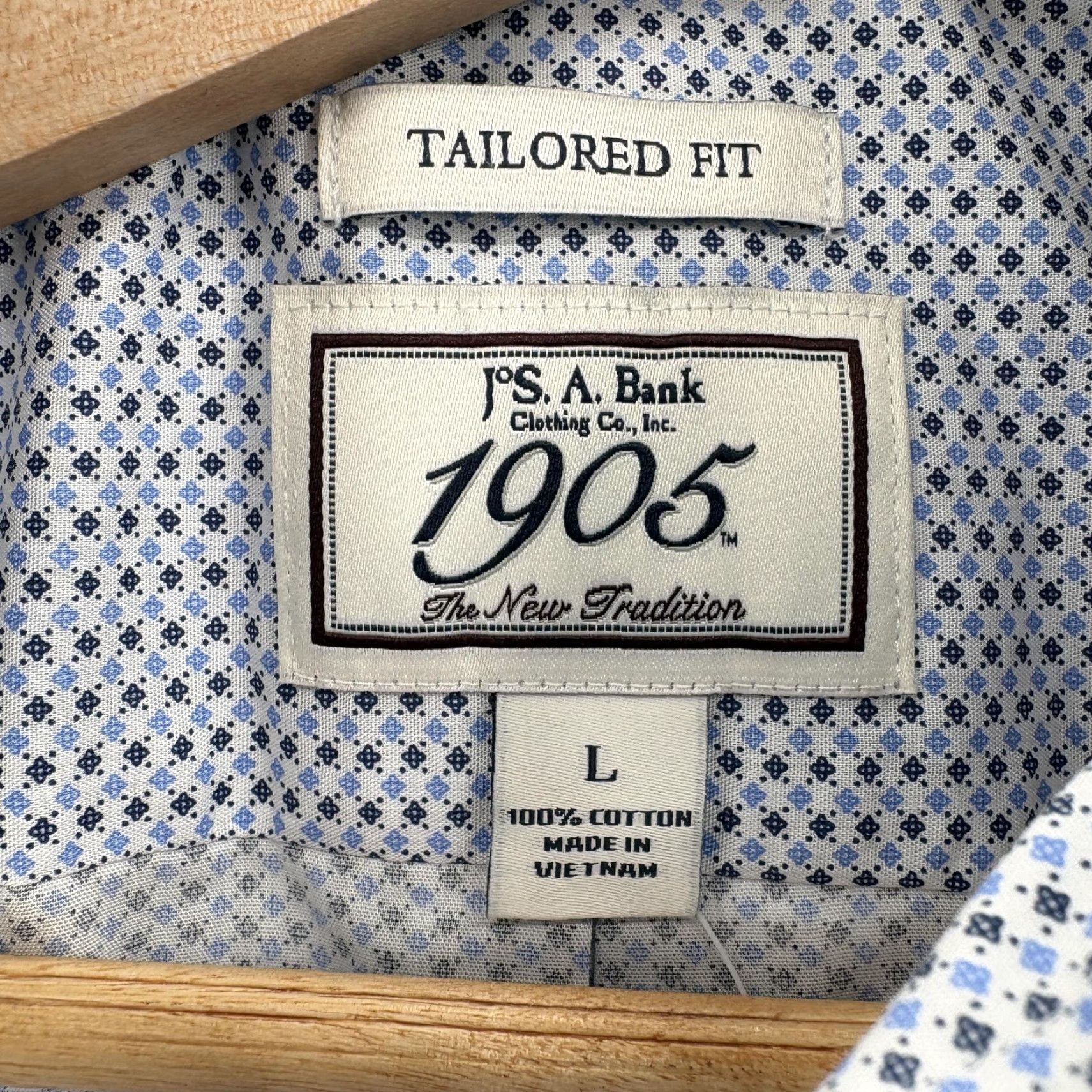 Jos. A. Bank Jos A Bank 1905 Shirt Mens L Blue Geo Print Slim Cotton Long Sleeve NWT Dress Shirt Size US L / EU 52-54 / 3 - 3 Thumbnail