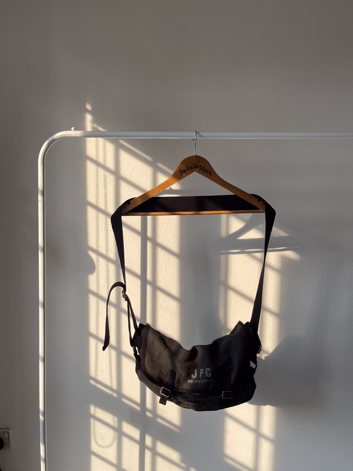 Jean Paul Gaultier 2000s Jean Paul Gaultier Bird Sling bag Size ONE SIZE - 5 Thumbnail