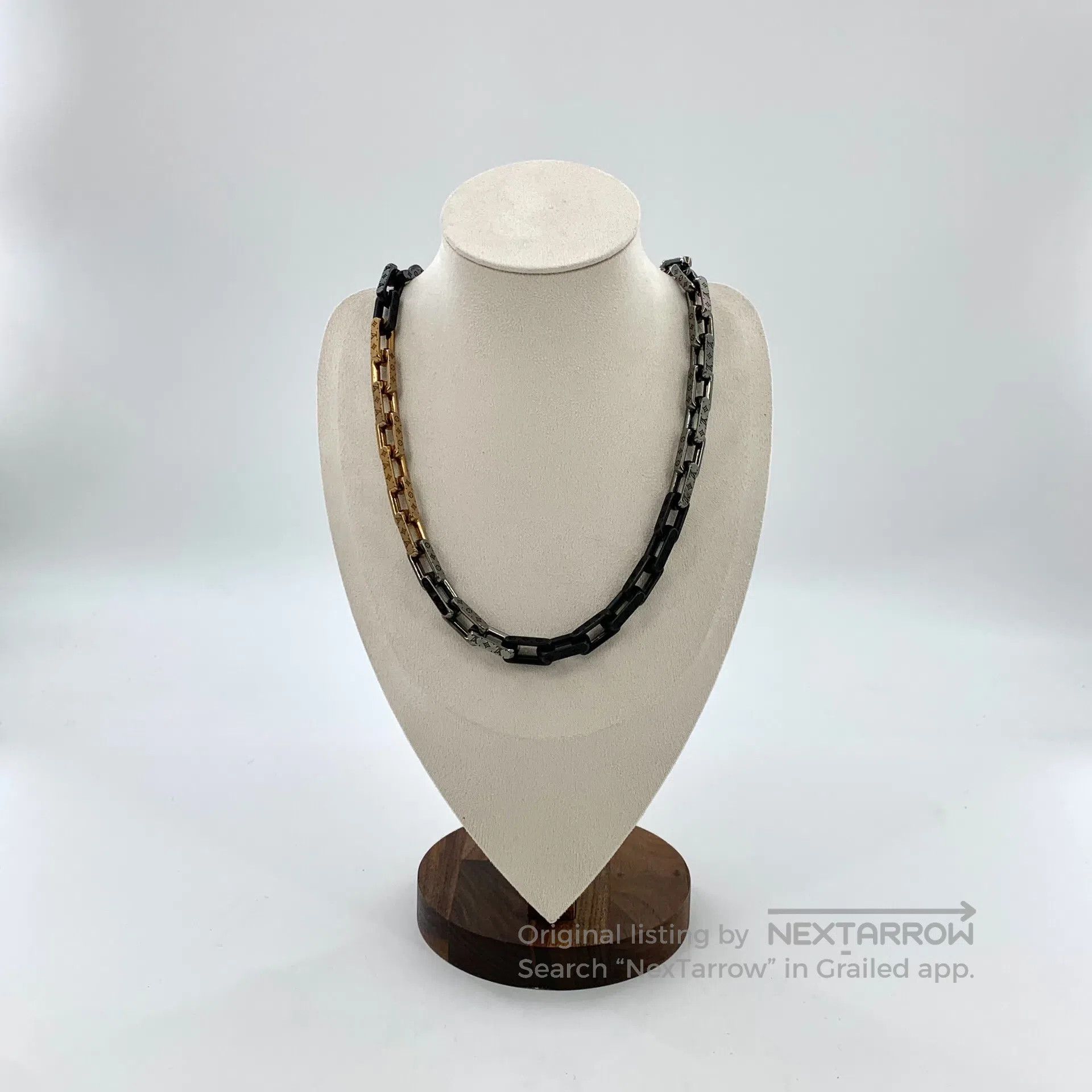 Louis Vuitton Louis Vuitton Color-Blocked Chain Logo Monogrammed Cut-Out Size ONE SIZE - 3 Thumbnail