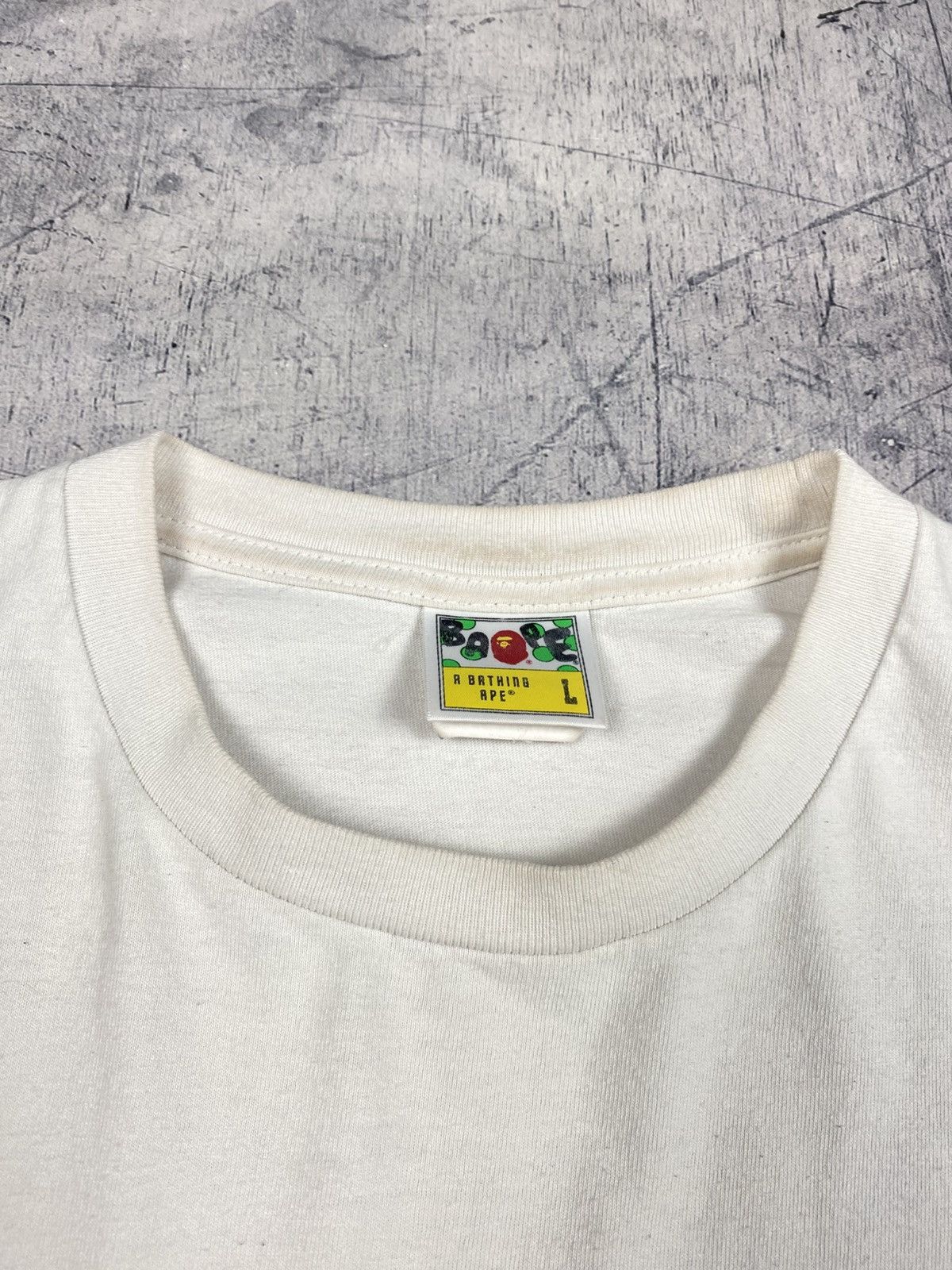 Bape Vintage A Bathing Ape Busy Works Tee OG BAPE Distressed Size US L / EU 52-54 / 3 - 12 Thumbnail