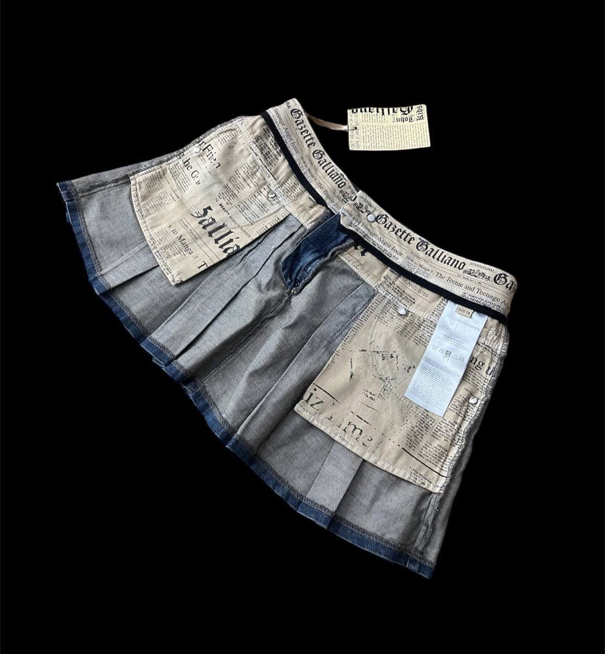 John Galliano John Galliano vintage mini skirt Size 27" / US 4 / IT 40 - 6 Thumbnail
