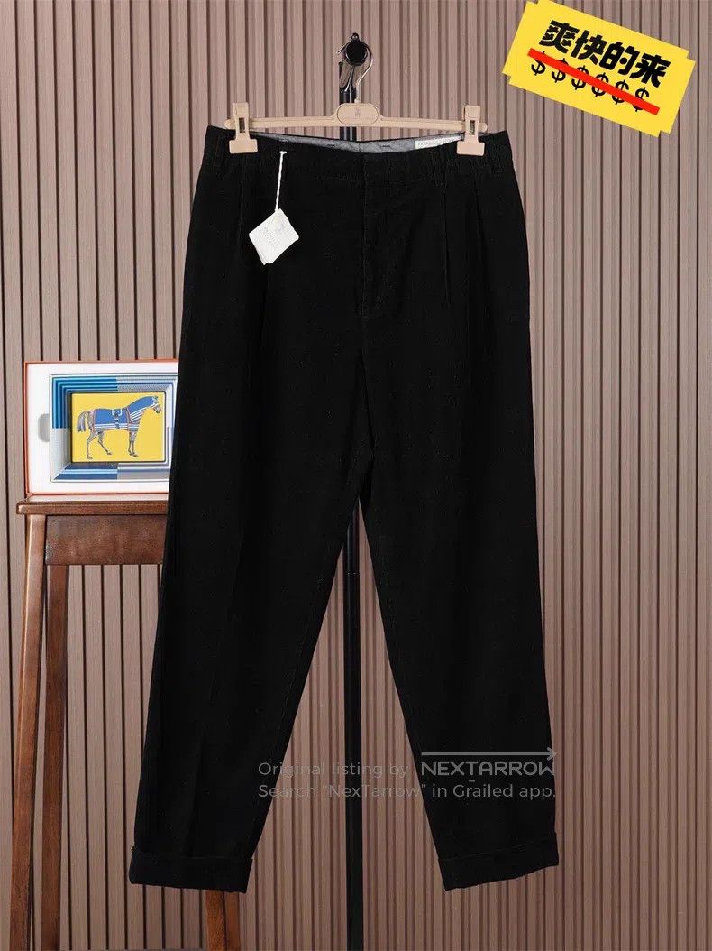Brunello Cucinelli Brunello Cucinelli Men's black corduroy casual pants Size US 34 / EU 50 - 1 Thumbnail