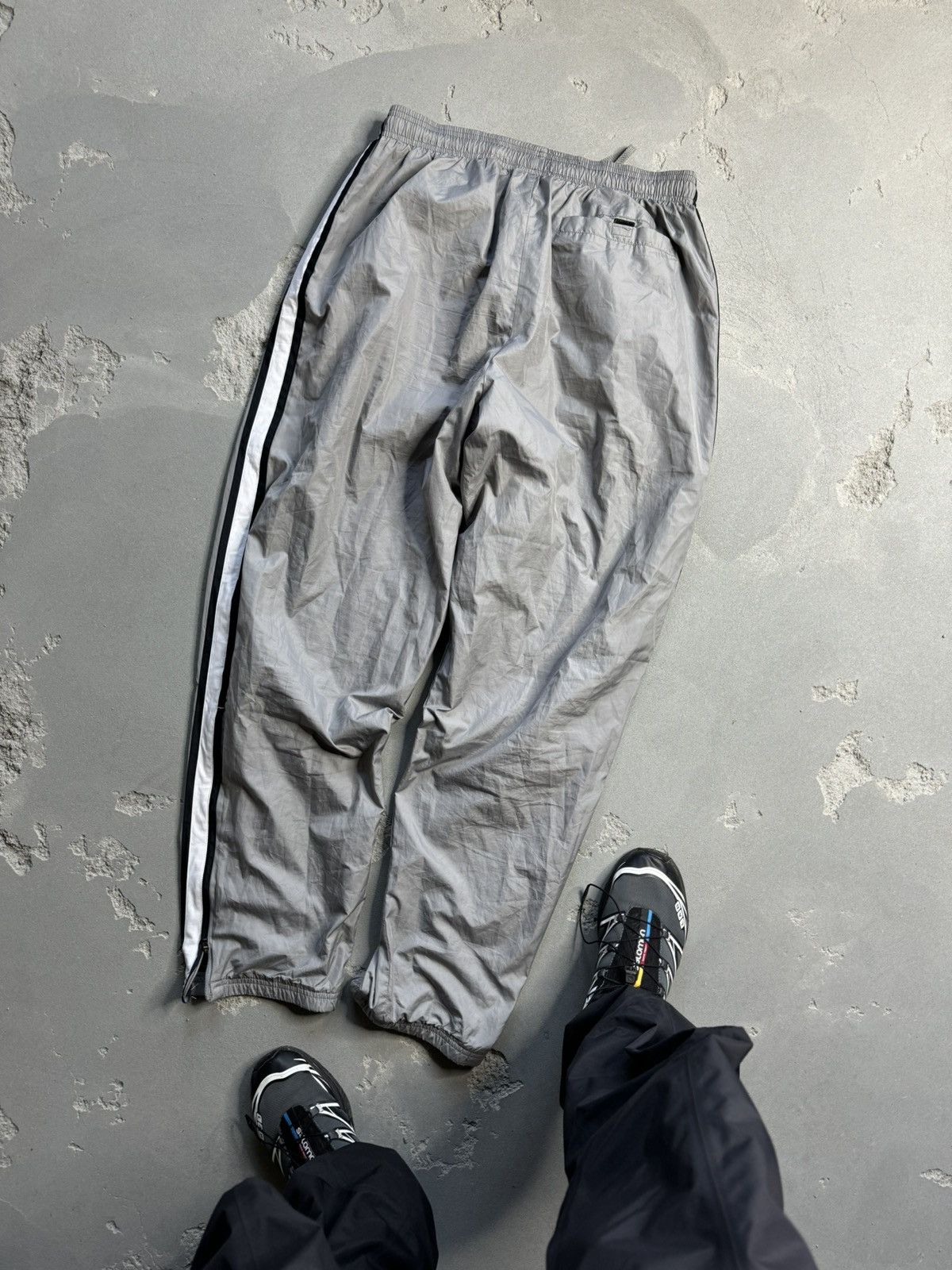 Nike × Vintage Vintage Y2K Nike Court Nylon Track Pants Size US 36 / EU 52 - 2 Thumbnail