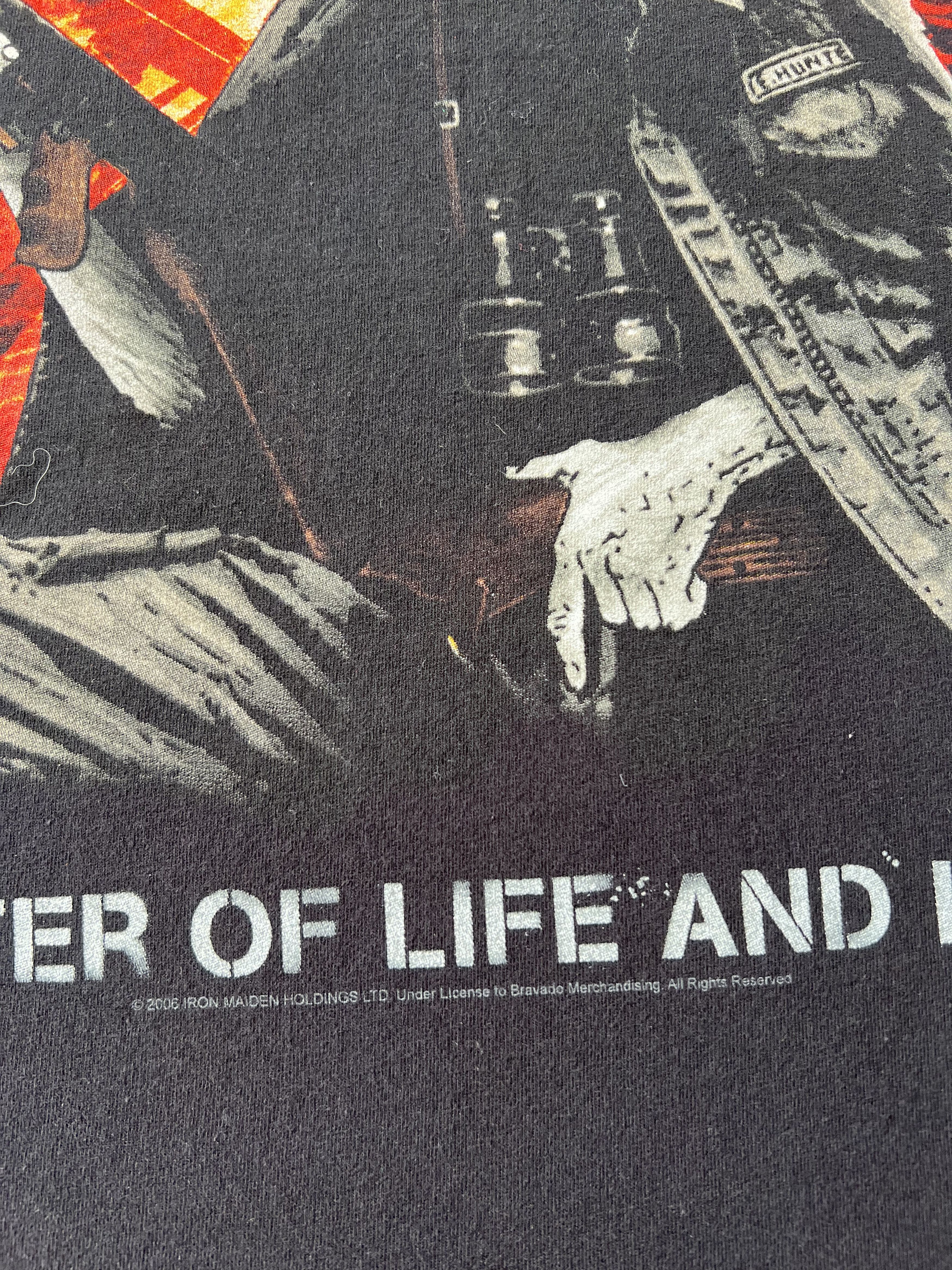 Band Tees Vintage 2006 Iron Maiden A Matter Of Life And Death T-shirt Size US XL / EU 56 / 4 - 7 Thumbnail