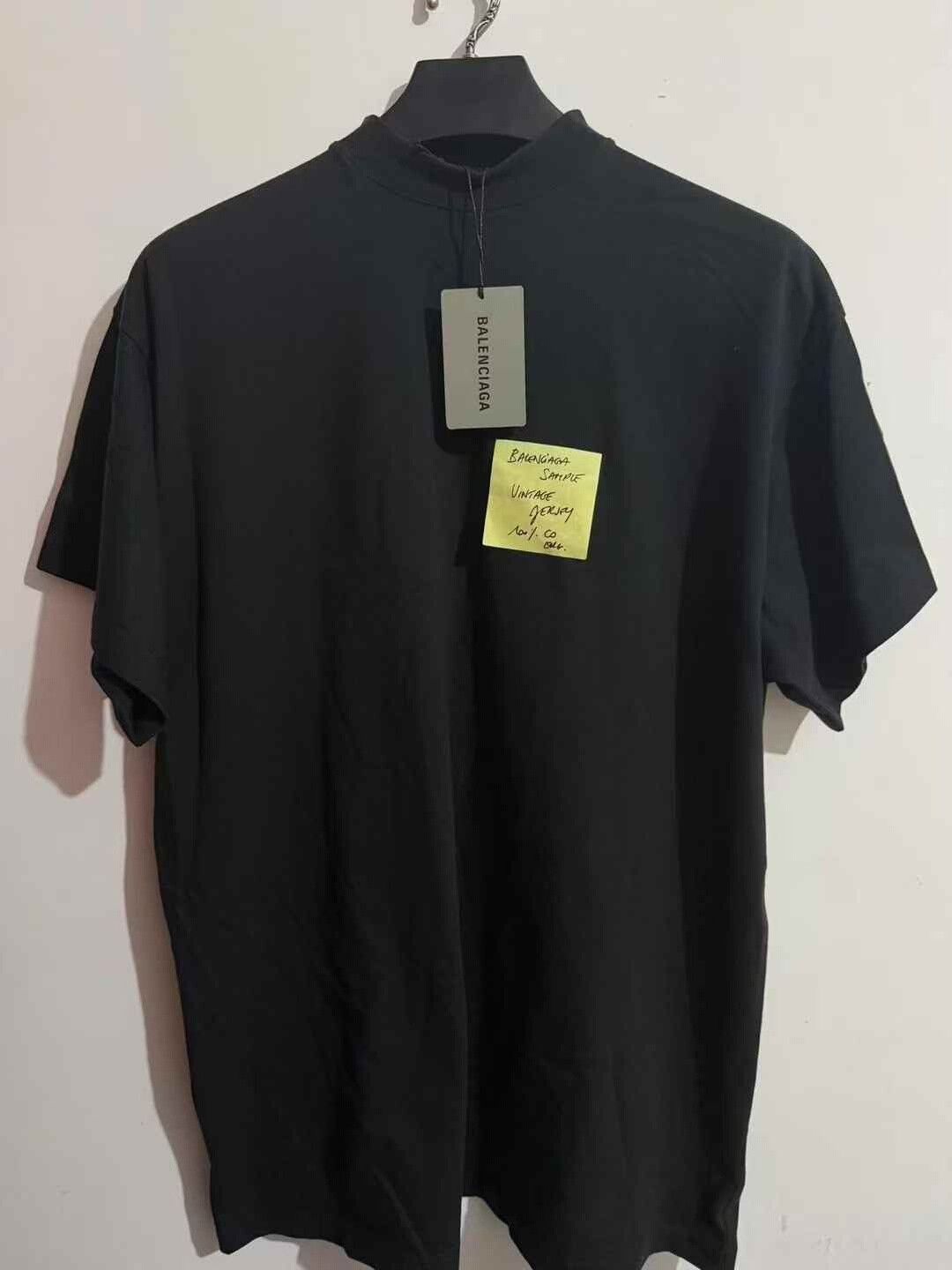 Balenciaga black short sleeve t-shirt from balenciaga Size US L / EU 52-54 / 3 - 1 Thumbnail