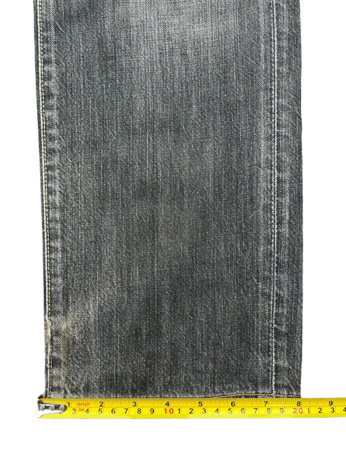 Undercover Vintage Japanese Brand Uniqlo Distressed Loose Fit Jeans Size US 32 / EU 48 - 15 Thumbnail