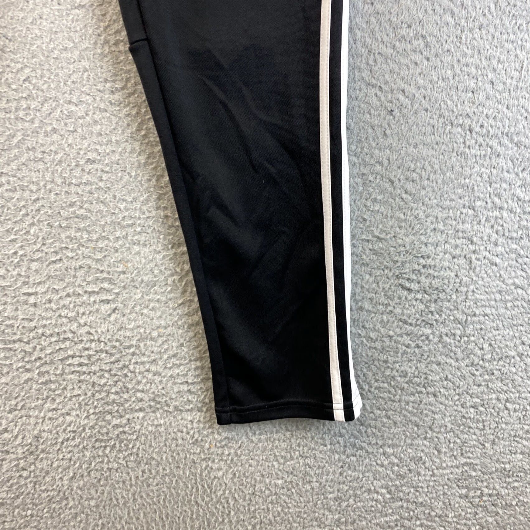 Adidas Adidas Climacool Womens Black w/ White Athletic Pants Ankle Zip Small 84-71 /79-34? Size 28" / US 6 / IT 42 - 3 Thumbnail