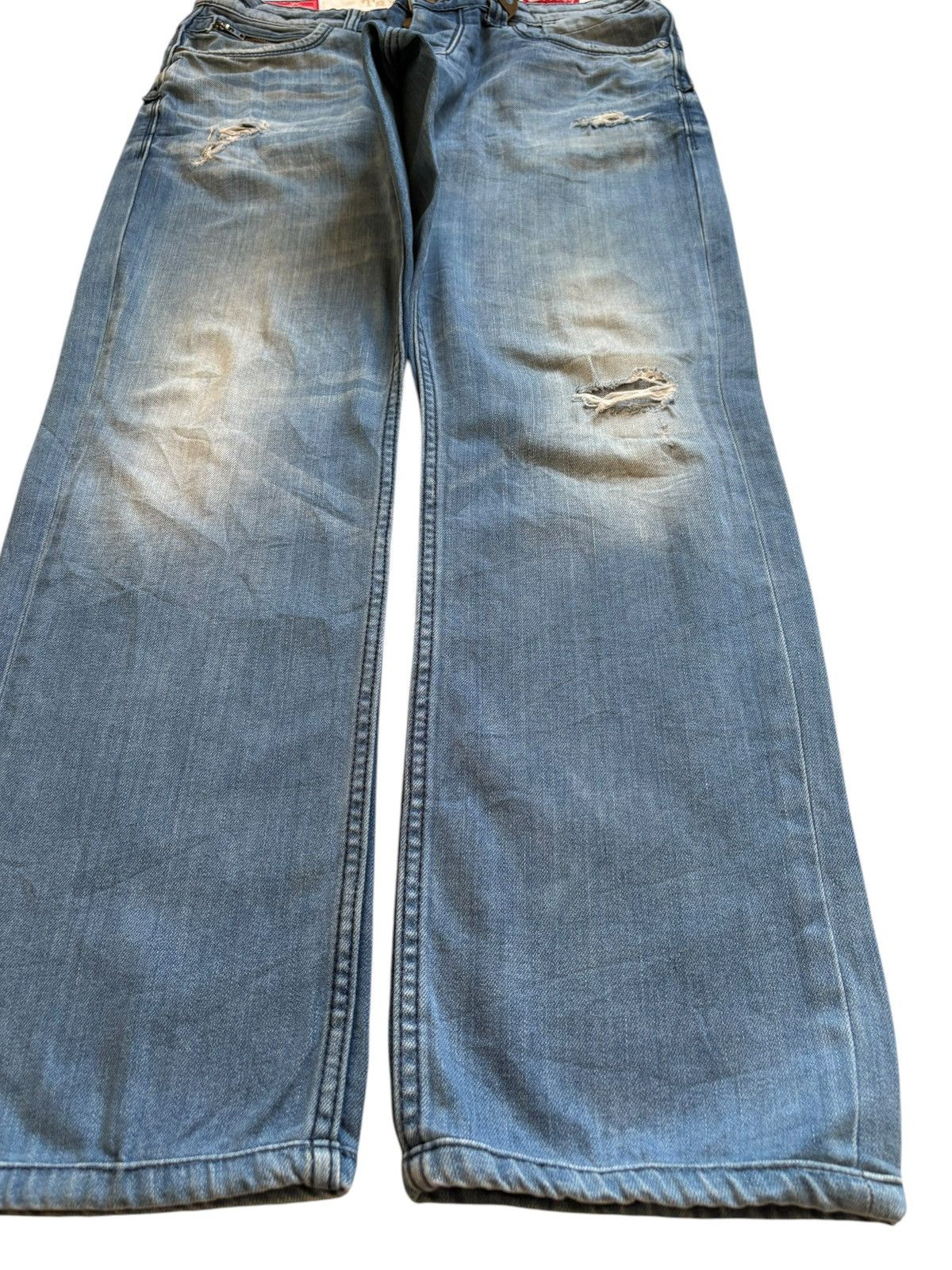 Japanese Brand Vintage Japanese Brand Blue Wash Ripped Loose Jeans Size US 34 / EU 50 - 7 Thumbnail