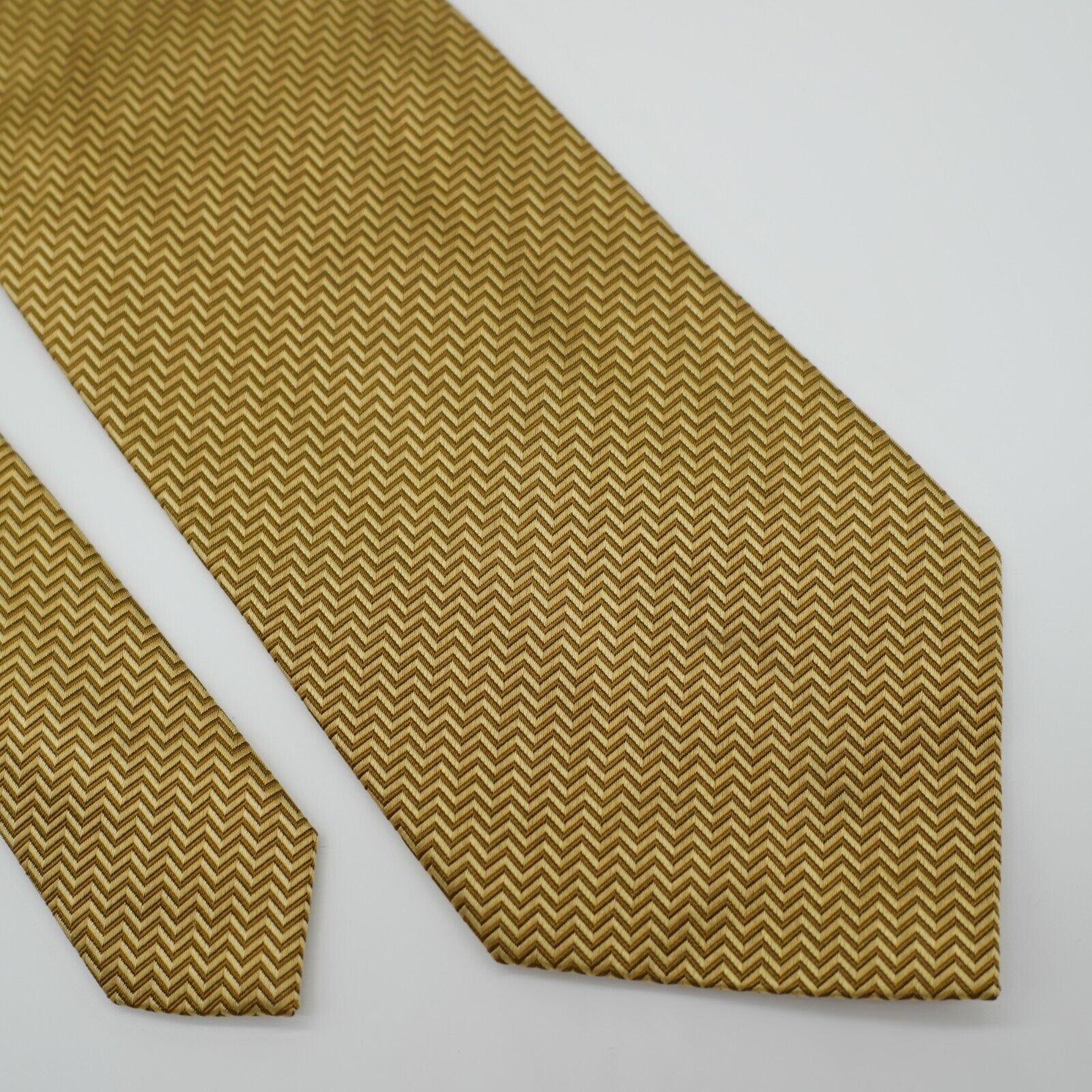 Vintage Jacobs Roberts LTD Yellow Herringbone Woven Wide Silk Tie Size ONE SIZE - 1 Thumbnail