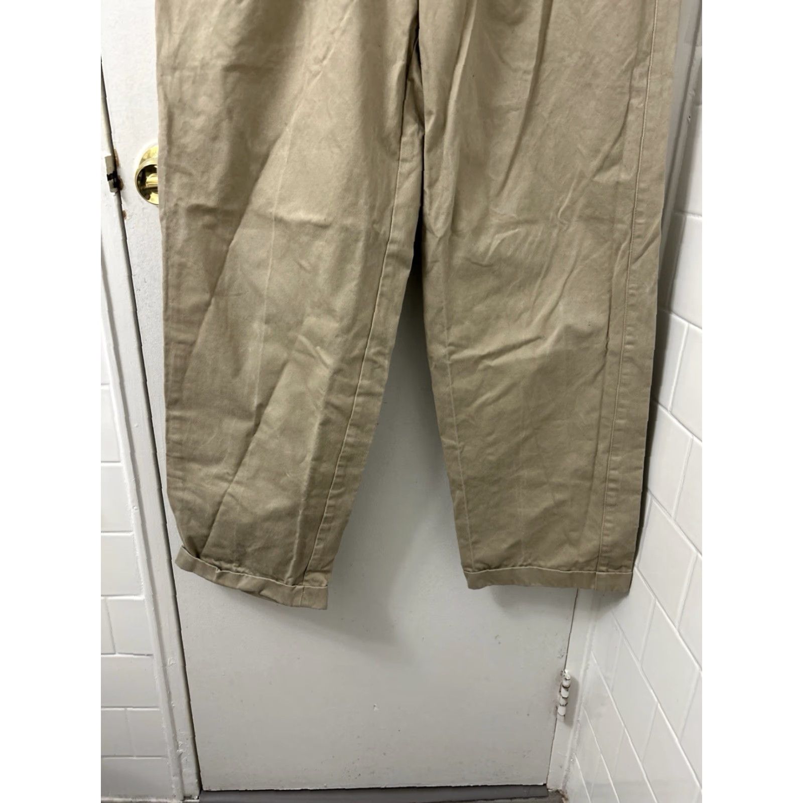 Orvis Orvis Chino Pants Mens 36 Regular Tan 100% Cotton Pleated Zipper Button Closure Casual Workwear 8K57 Size US 36 / EU 52 - 3 Thumbnail