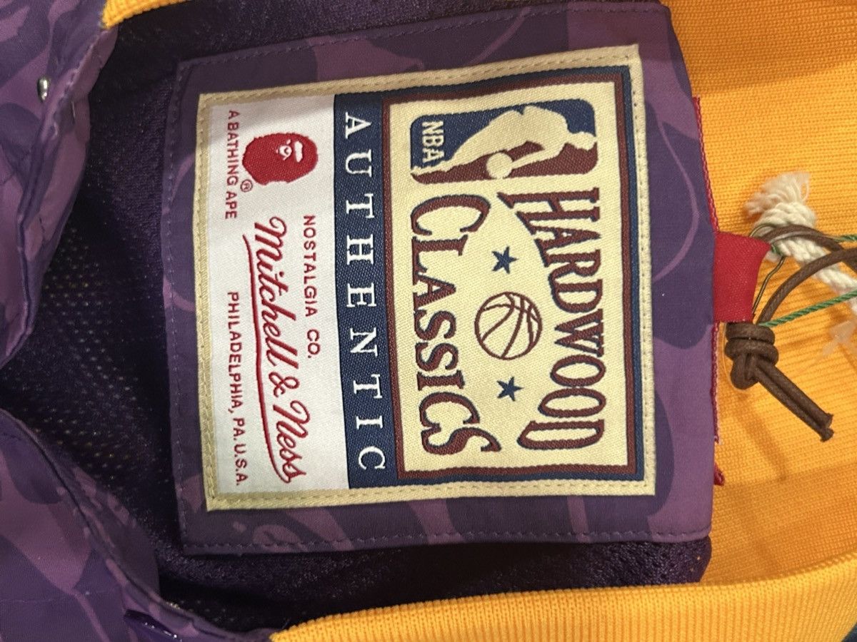 Bape × Mitchell & Ness × NBA Bape X Mitchell & Ness Lakers Jacket Size US M / EU 48-50 / 2 - 8 Thumbnail