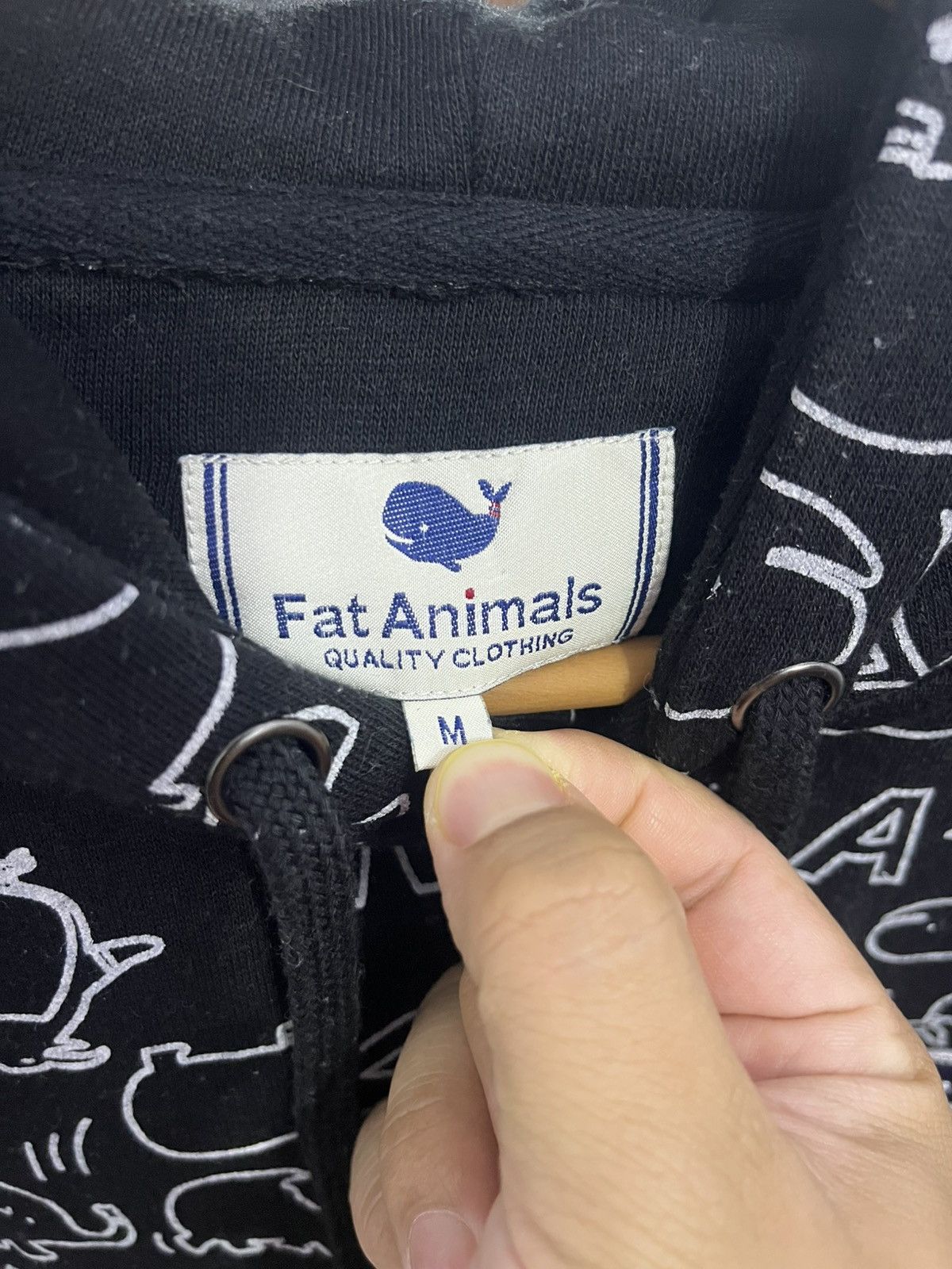 Japanese Brand Fat Animals Whale Print Hoodie Black Size M Japan Size US S / EU 44-46 / 1 - 8 Thumbnail