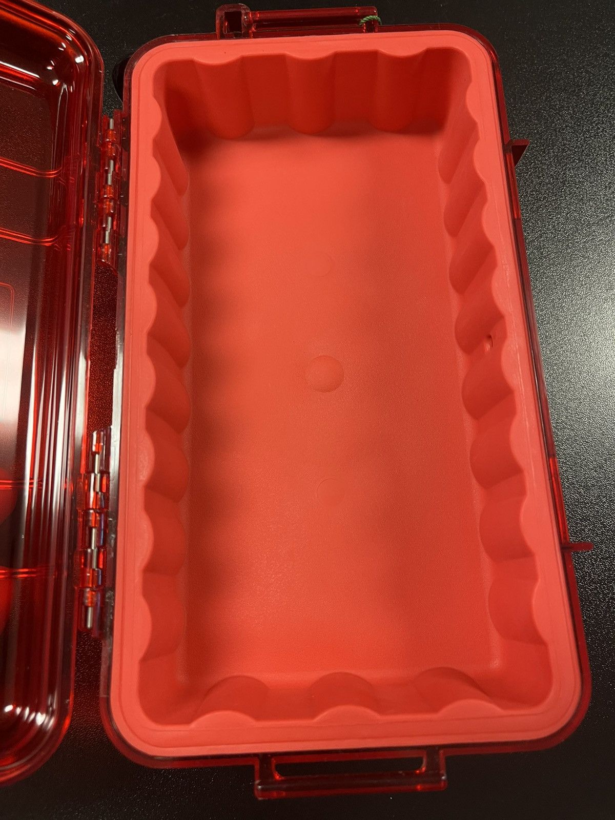 Supreme Supreme Pelican 1060 Red Case ONLY DISPLAYED Size ONE SIZE - 5 Thumbnail