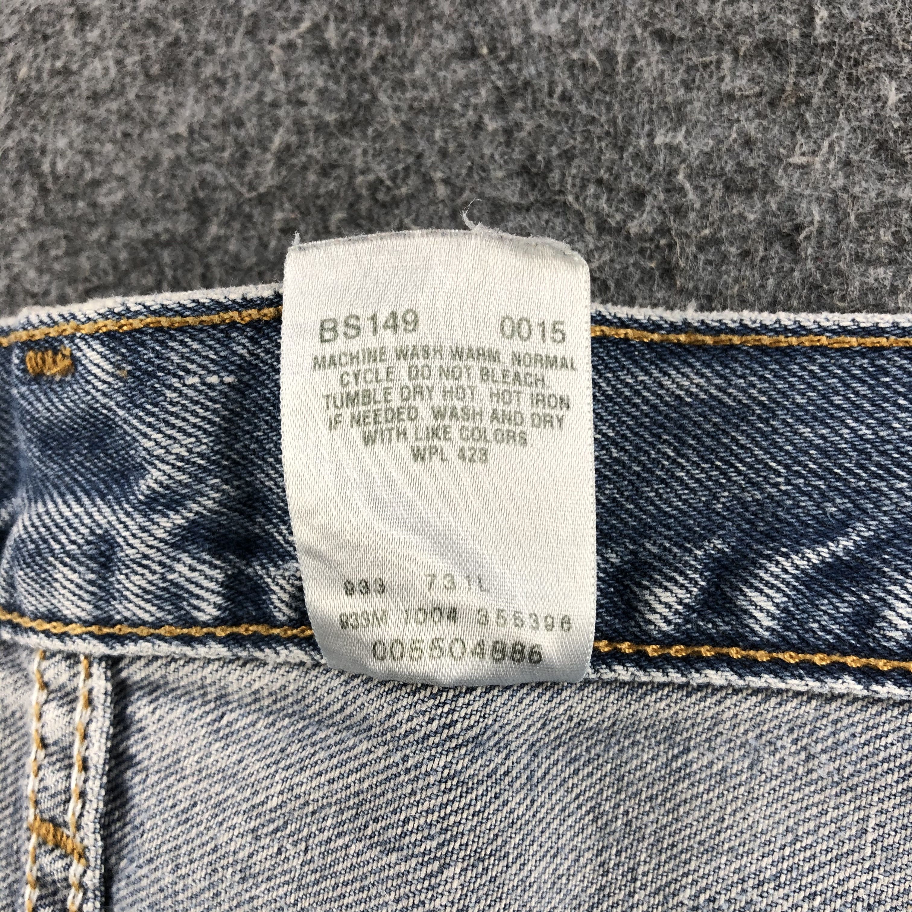 Levi's Vintage 90s Light Wash Levis 550 Jeans-J1709 Size US 41 - 13 Thumbnail