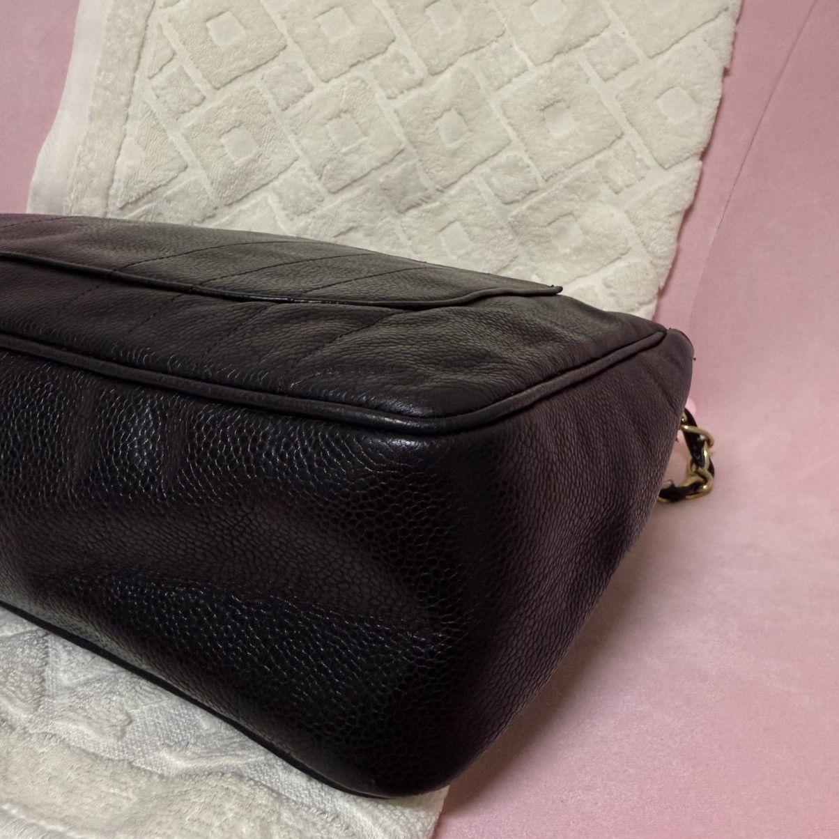 Chanel JUMBO MADEMOISELLE SINGLE FLAP GHW VERTICAL QUILTED CAVIAR Size ONE SIZE - 9 Thumbnail