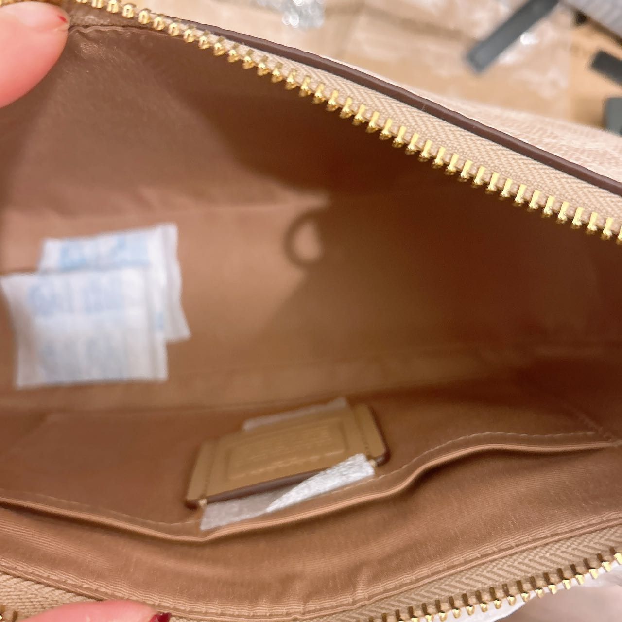 Coach Teri Shoulder Bag In Signature Canvas CV933 Size ONE SIZE - 9 Thumbnail