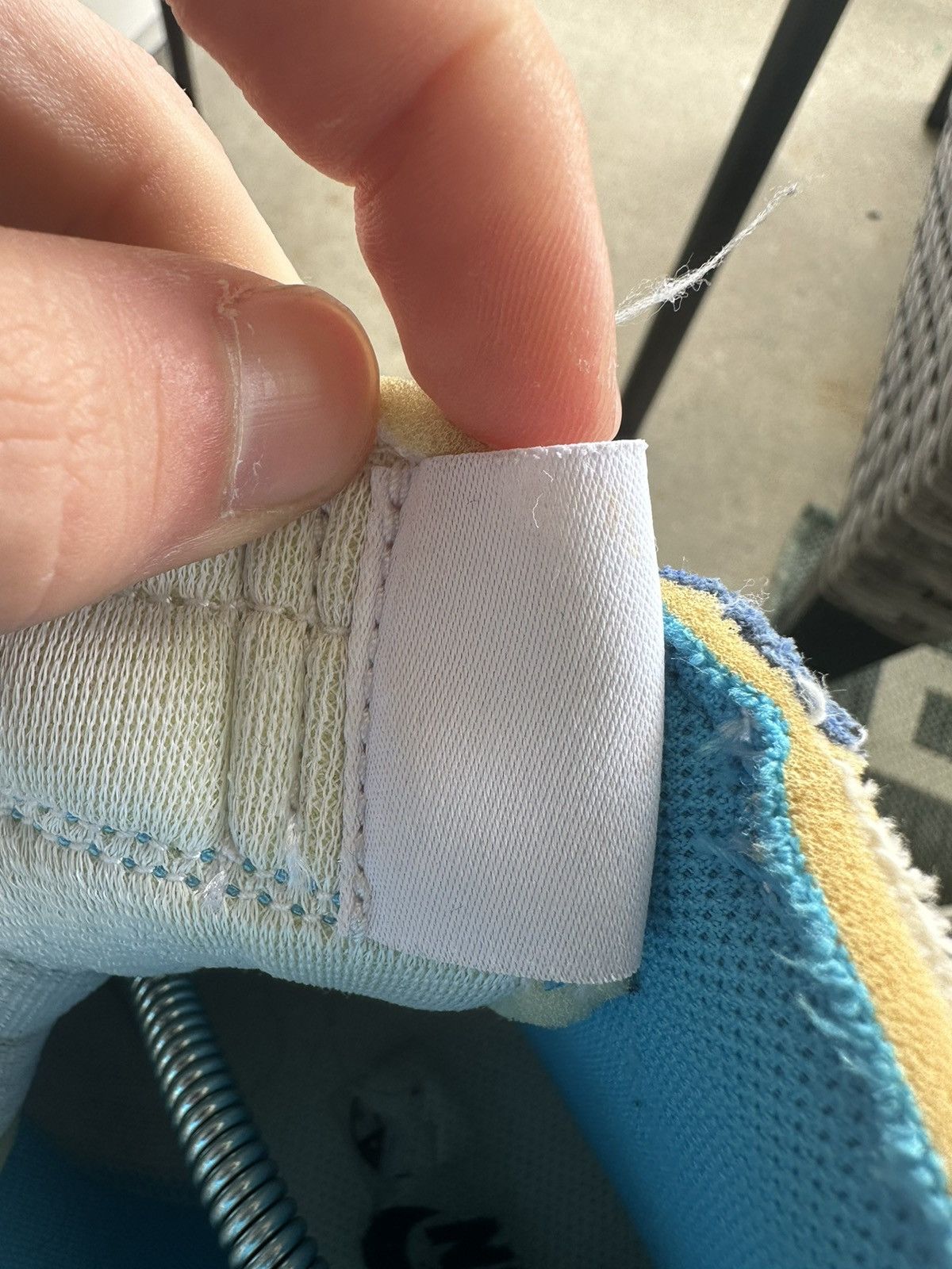 Jordan Brand × Off-White Nike Air Jordan 1 High OG Off-White UNC size 7.5 Size US 7.5 / EU 40-41 - 8 Thumbnail