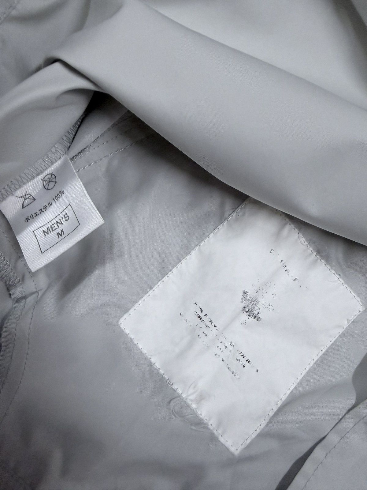 Nike Vtg🔥Y2k Clima Fit Back Pocket Zipper Windbreaker Size US M / EU 48-50 / 2 - 15 Thumbnail