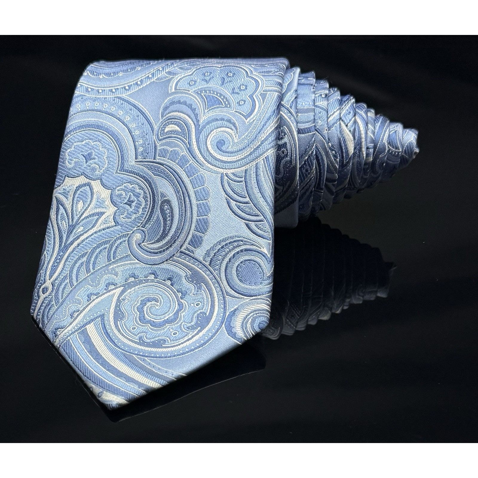 Donald Trump Donald J Trump Signature Collection Blue Paisley Tie 60" Size ONE SIZE - 2 Thumbnail
