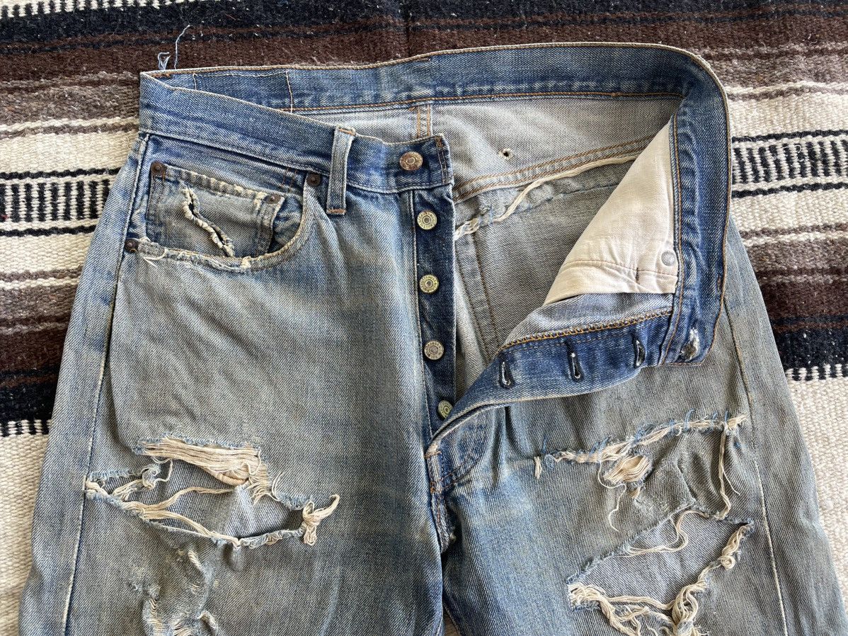 Levi's Vintage Levi’s 501 Big E selvage #6 distress Size US 30 / EU 46 - 11 Thumbnail