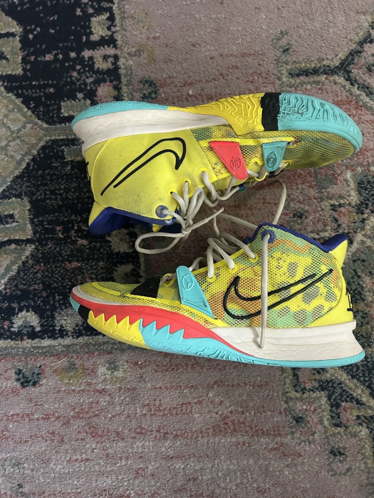 Nike Nike Kyrie 7 1 World 1 People Size US 12 / EU 45 - 1 Thumbnail