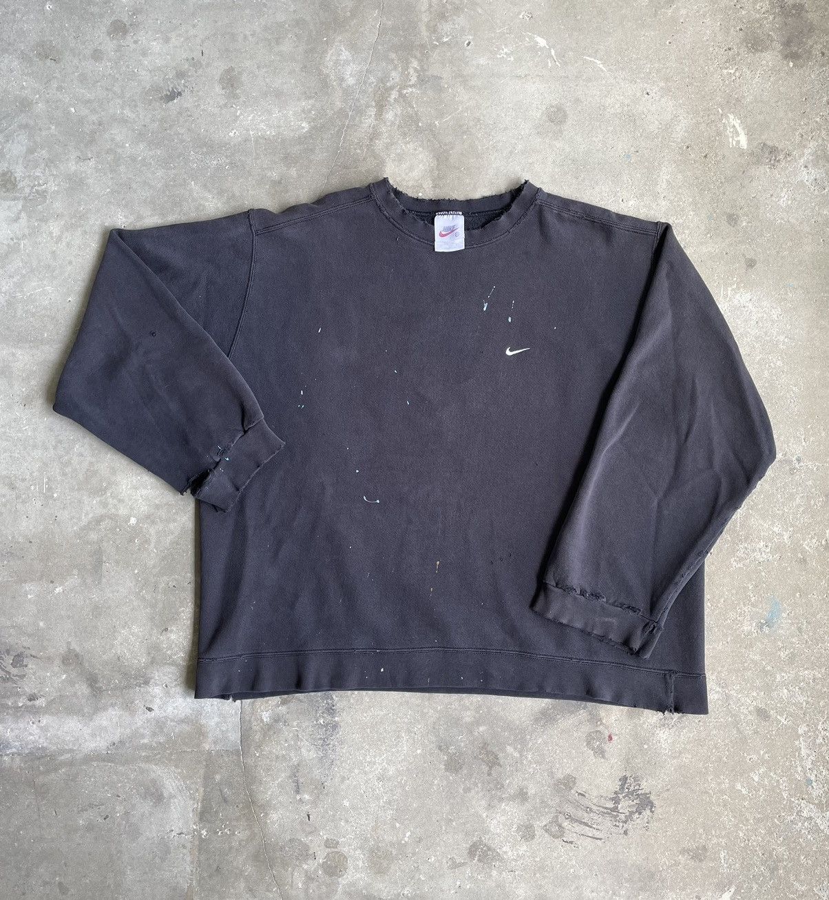 image of 90’S Nike Paint Splattered Black Crewneck, Men's (Size 2XL)