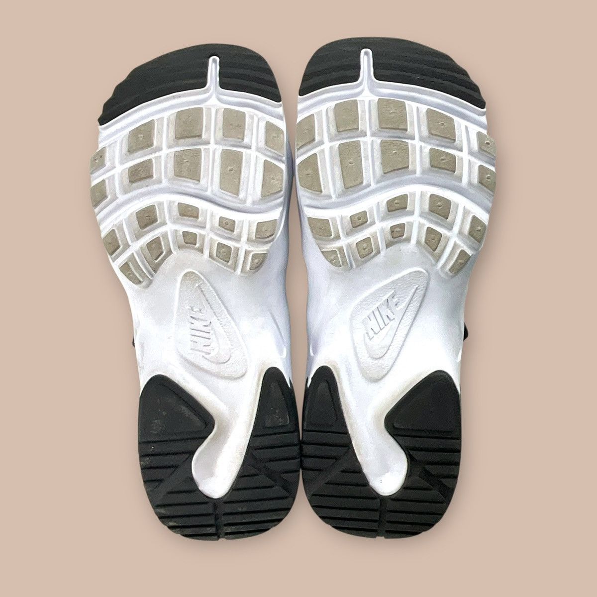 Nike Nike Canyon Sandal 'Black White' Size US 9 / EU 42 - 13 Thumbnail