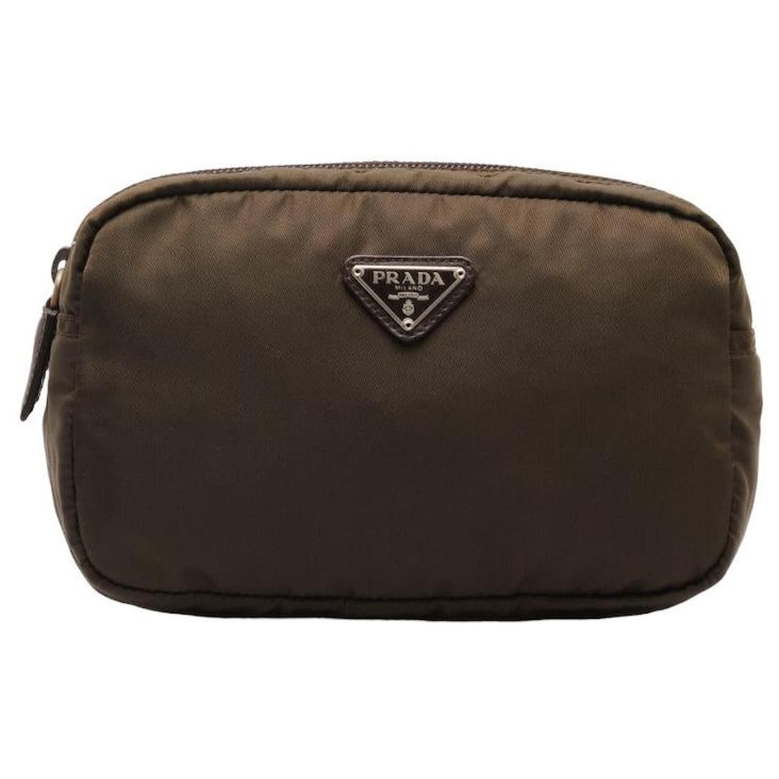 o1srvl11e0624 Size: OS / Cosmetic Pouch in Brown