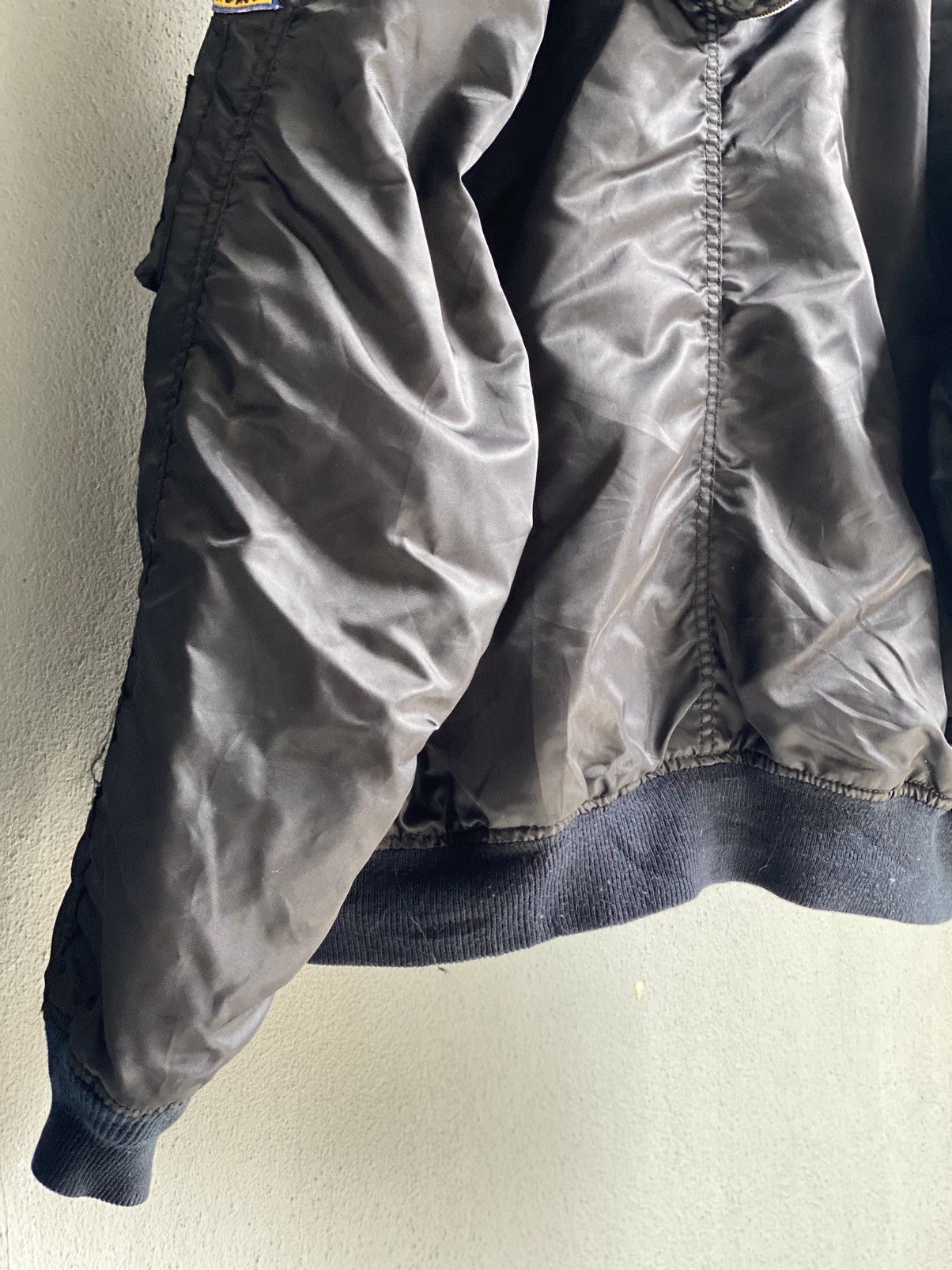 Japanese Brand Vintage USS Enterprise Tomcat Patch Bomber Jacket Size US L / EU 52-54 / 3 - 6 Thumbnail