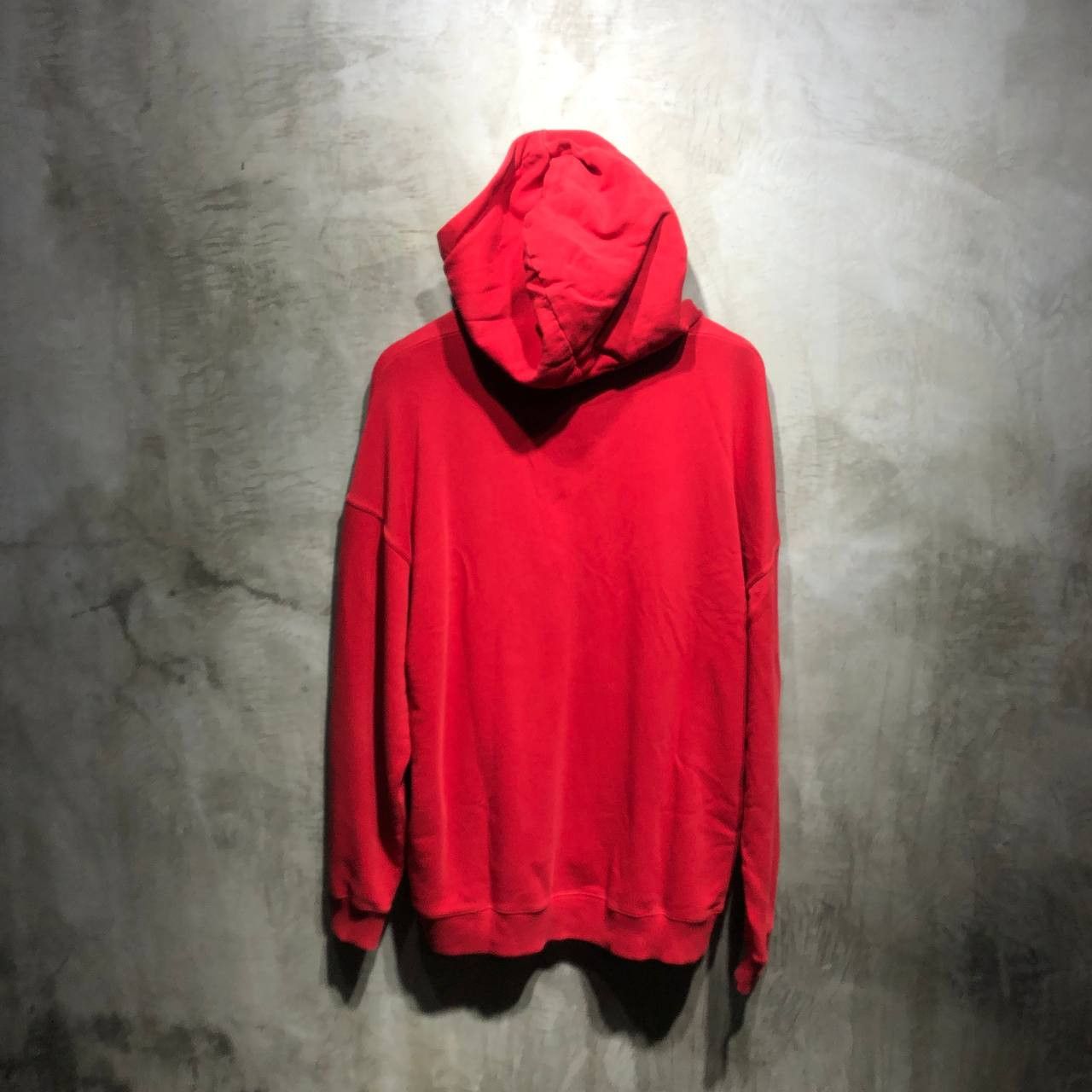 Givenchy Givenchy Distressed Logo pull over hoodie Size US XL / EU 56 / 4 - 6 Thumbnail