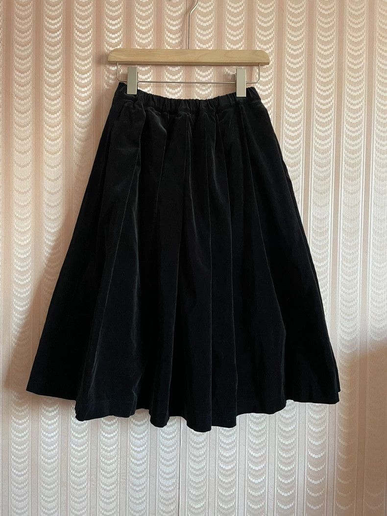 Comme des Garcons Comme Des Garcons size M Black velvet pleated skirt long s Size 24" / US 00 / IT 34 - 1 Thumbnail