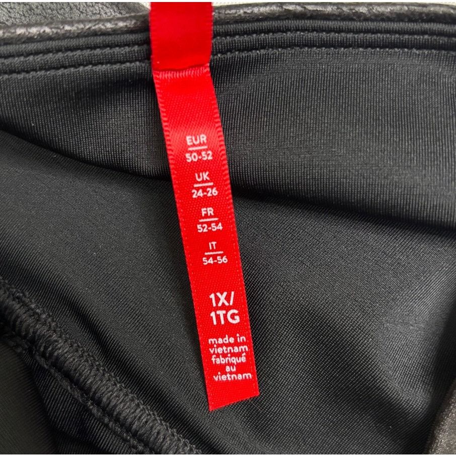 Spanx Size 1X | NEW Spanx Faux Leather Tummy Control Leggings Size 40" / US 18 - 10 Thumbnail