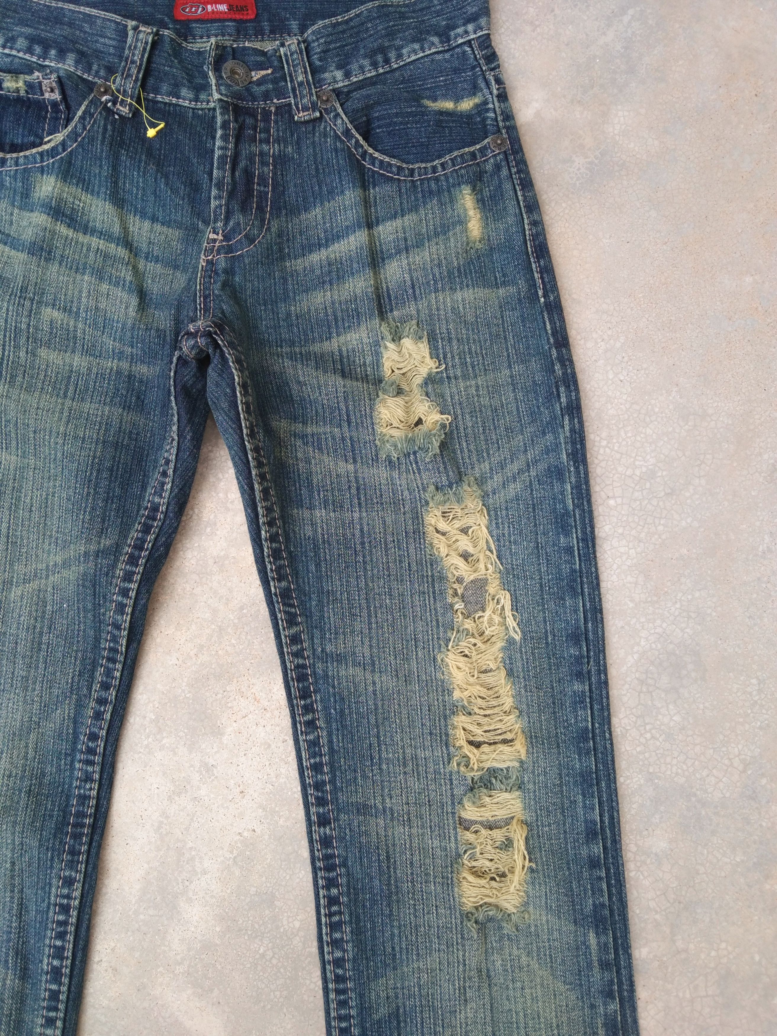 Japanese Brand Vintage Rough Rider Distressed Jeans 29x31 Size US 29 - 4 Thumbnail