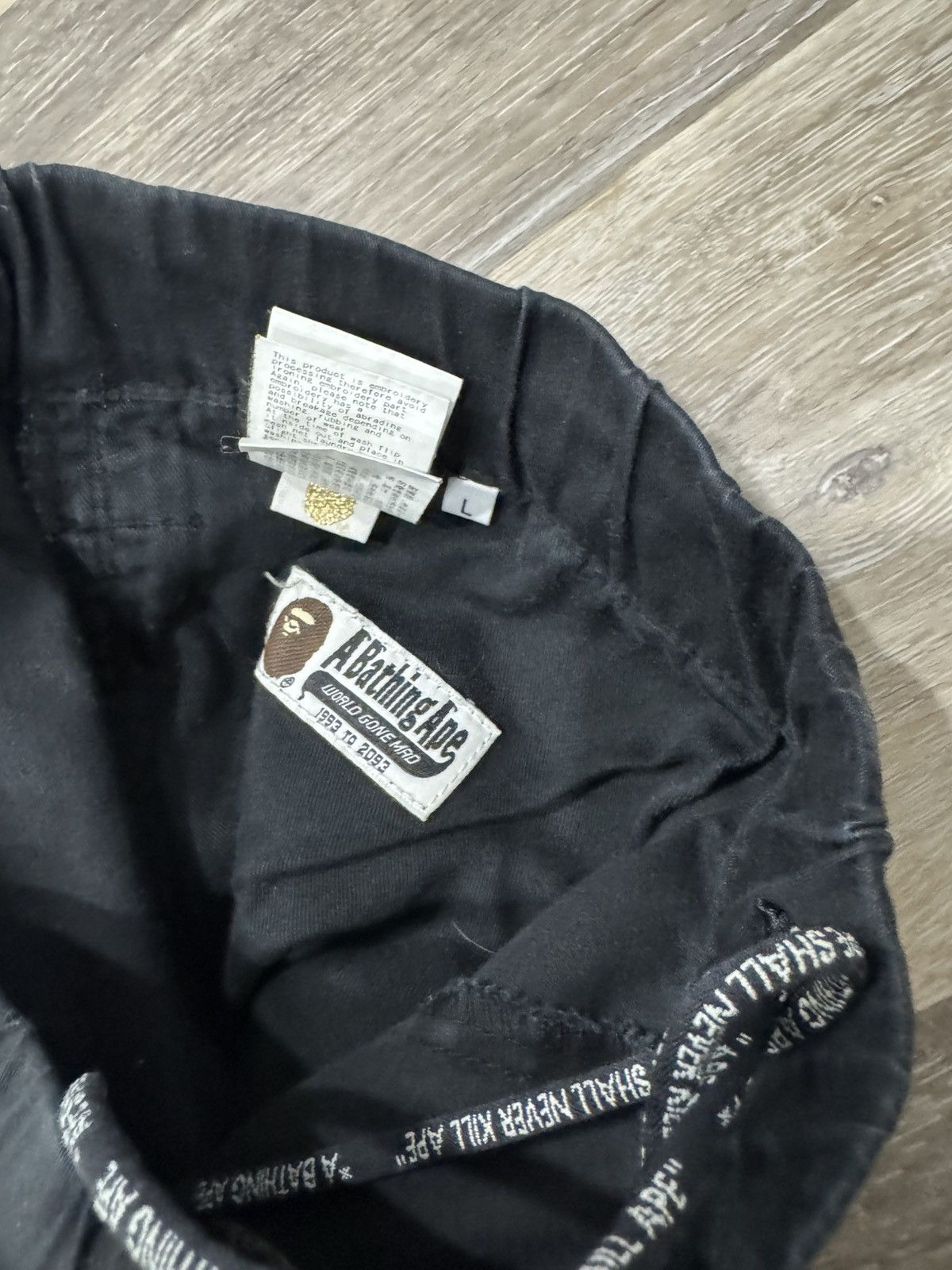 Bape Bape stretched pants Size US 32 / EU 48 - 2 Thumbnail