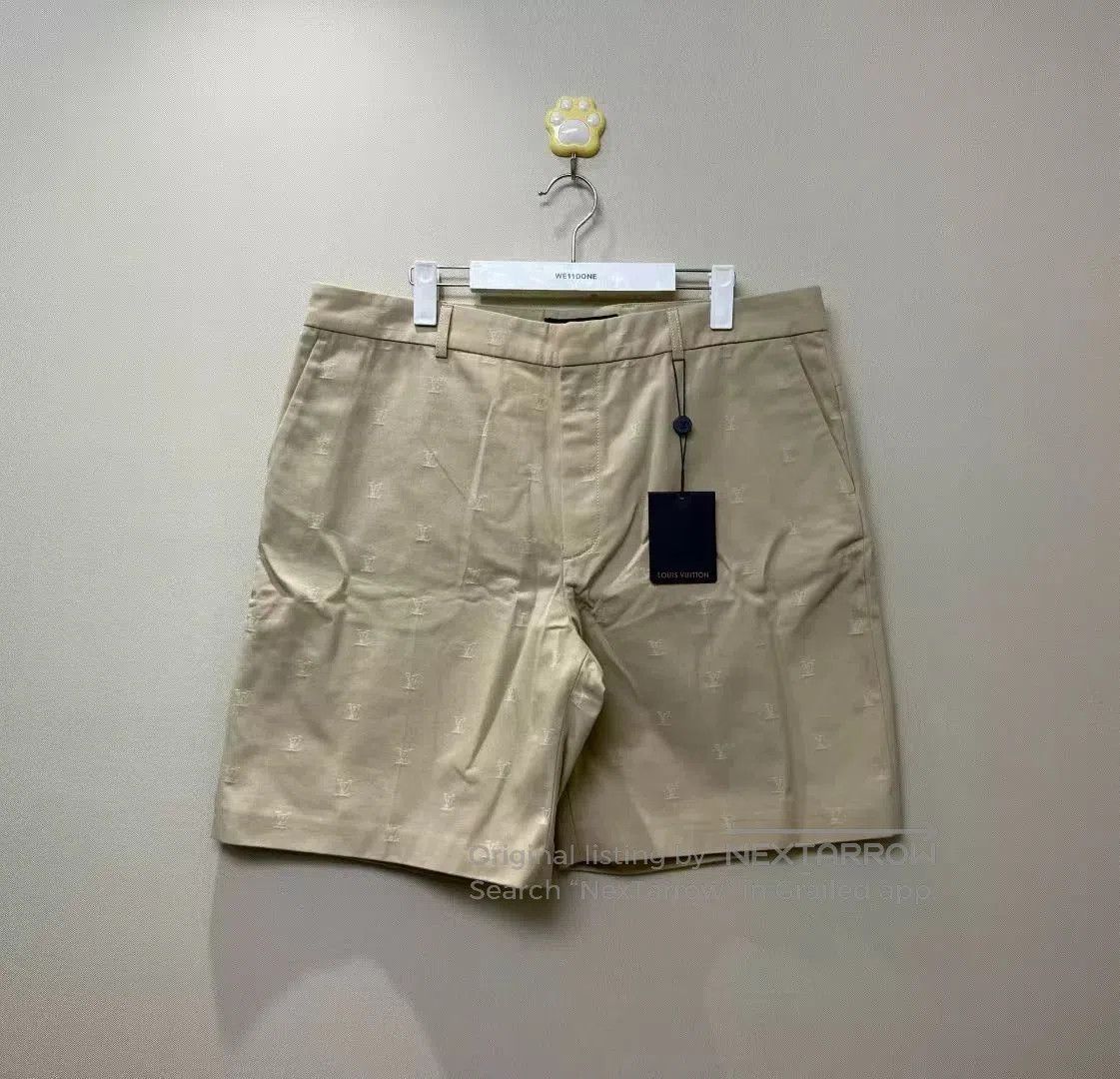 Louis Vuitton louis vuitton khaki logo embroidered shorts. Size US 34 / EU 50 - 1 Thumbnail