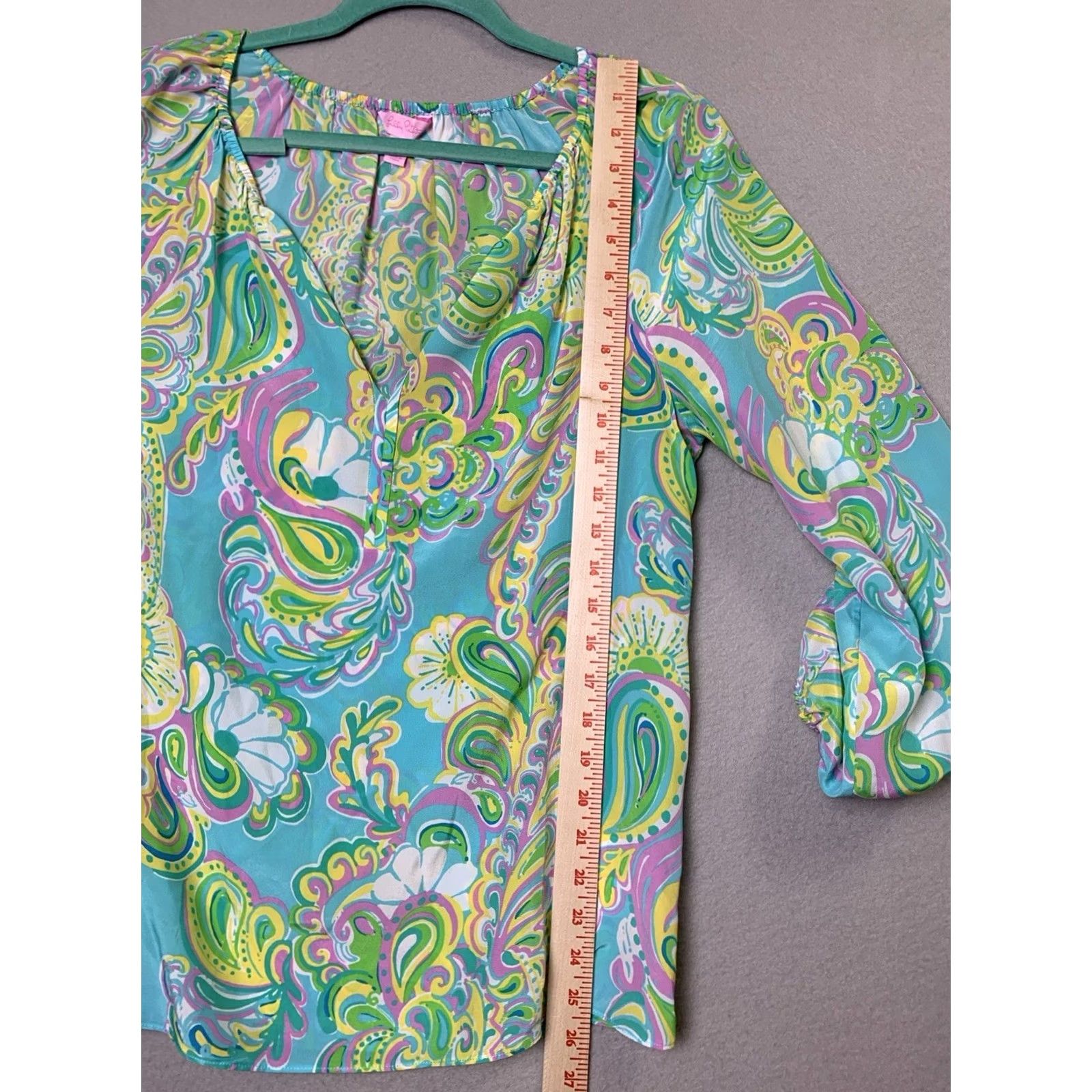 Lilly Pulitzer VINTAGE Lilly Pulitzer Sarabeth Top? No, Vintage rule applies only if vintage. Size M / US 6-8 / IT 42-44 - 7 Thumbnail