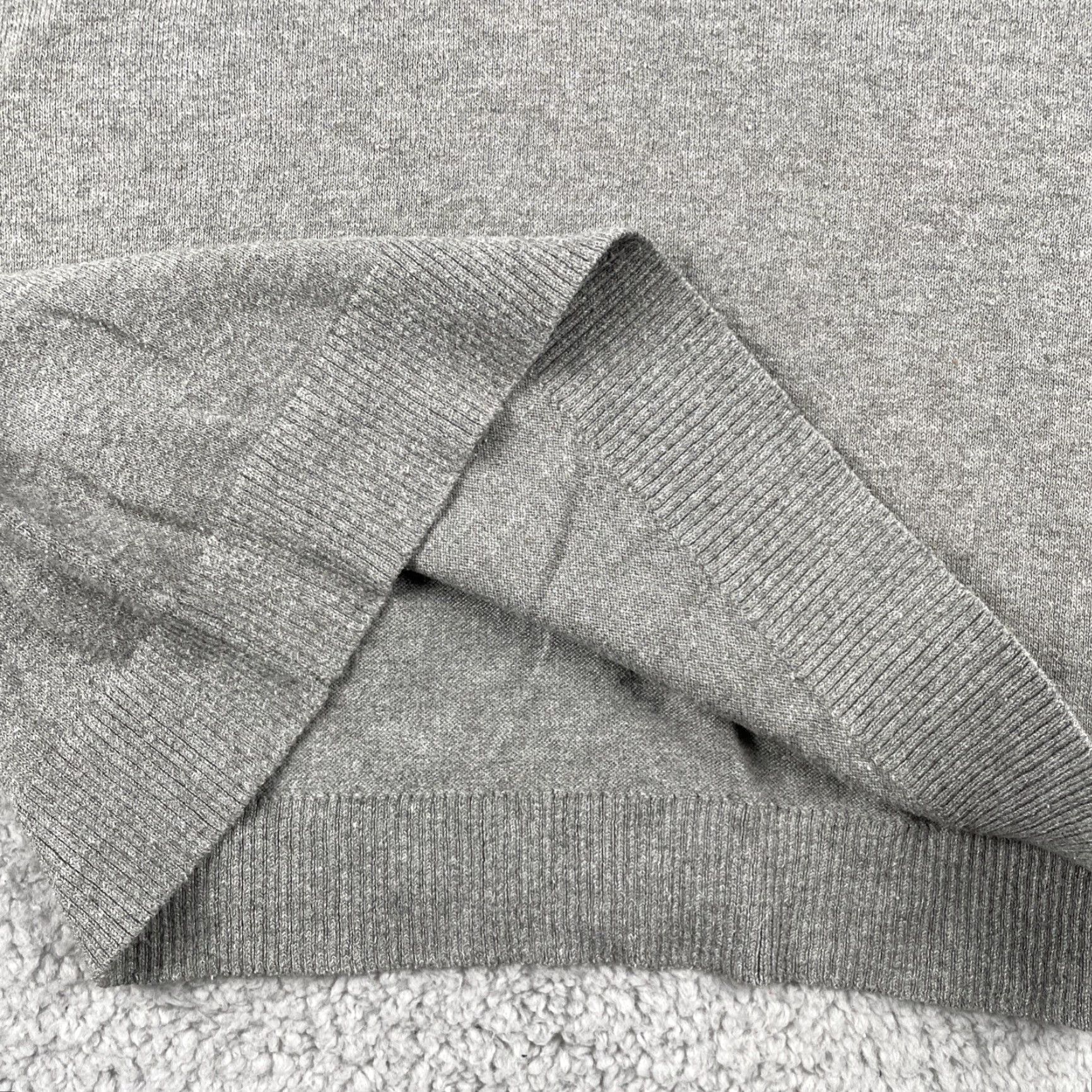 Patagonia Patagonia Mens S Long Sleeve Gray Knit Sweater Ultra Soft & Cozy Outdoor Layer Sweater Mens S Gray Knit Crew Neck Pullover Size US S / EU 44-46 / 1 - 7 Thumbnail
