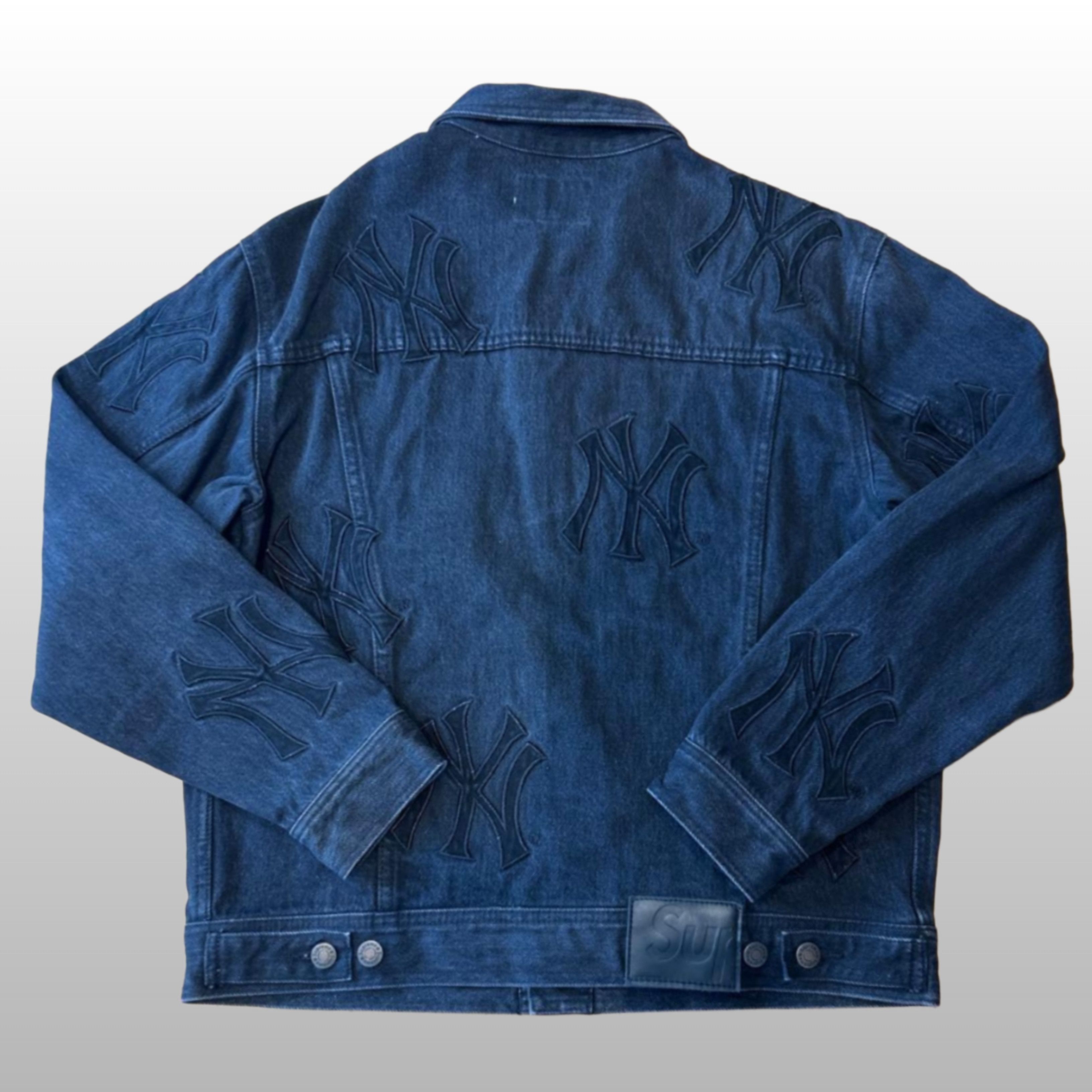 47 Brand × New York Yankees × Supreme Supreme New York Yankees Denim Trucker Jacket FW21 Size US S / EU 44-46 / 1 - 2 Thumbnail