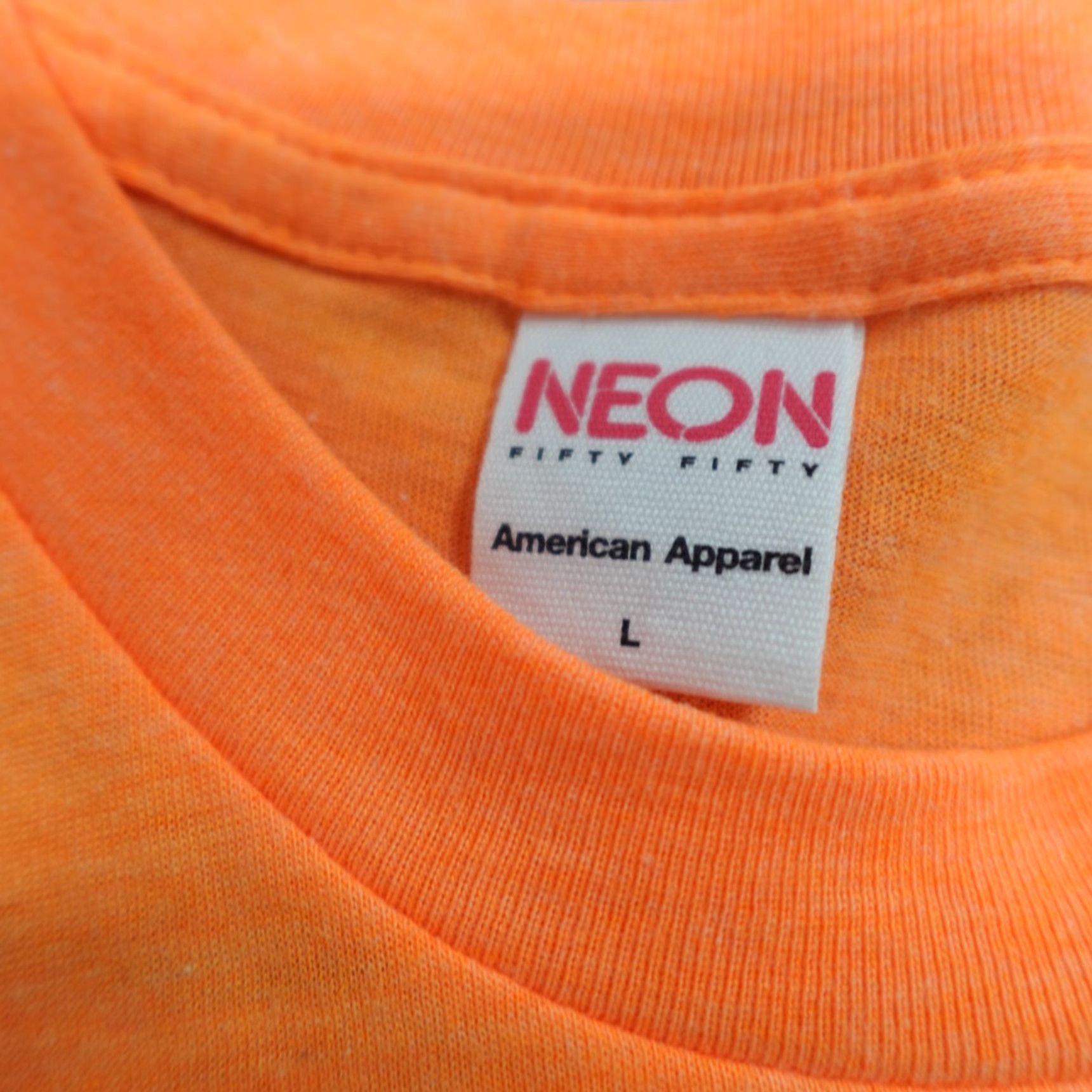 American Apparel VINTAGE American Apparel Ra Ra Riot Shirt Large Orange Em broidered USA Crew Neck T-Shirt Men L Orange USA 90s Size US L / EU 52-54 / 3 - 2 Thumbnail