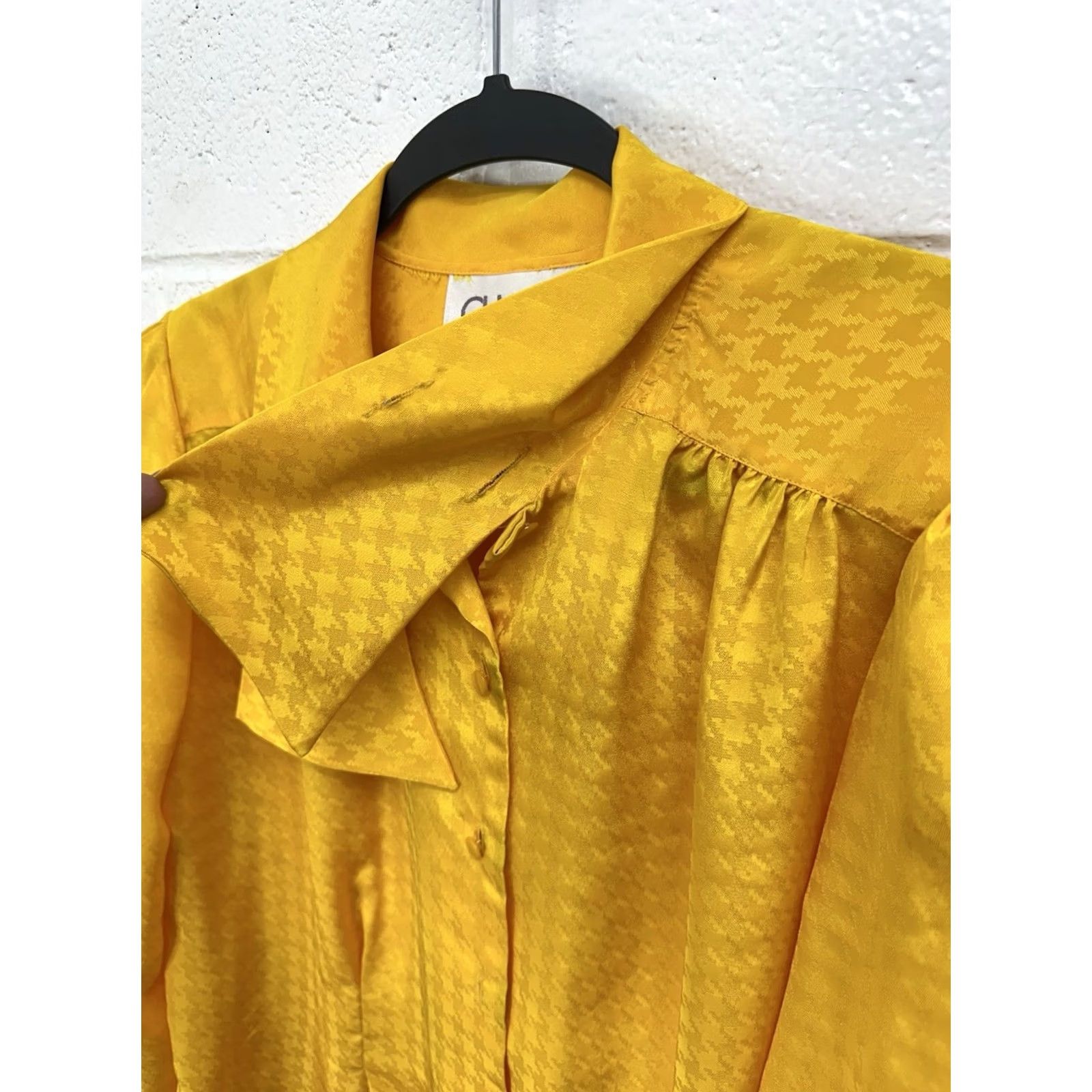 Brighton VINTAGE CHAUS Blouse Yellow Button Front Tie Neck Puff Sleeve Size 10 Womens Size L / US 10 / IT 46 - 4 Thumbnail
