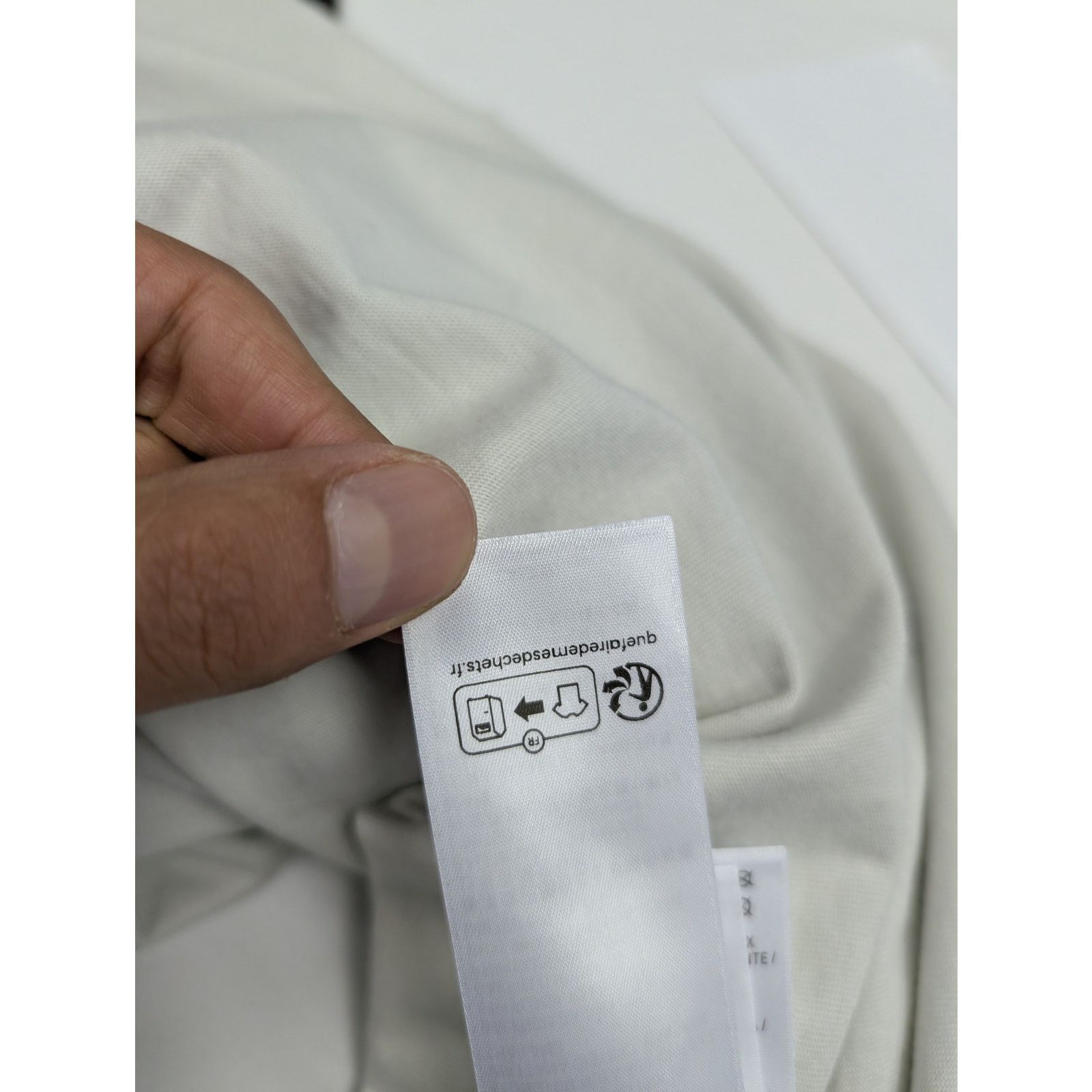 Balenciaga o1rshd1 Short Sleeve Cropped T-Shirt in White Size US L / EU 52-54 / 3 - 17 Thumbnail