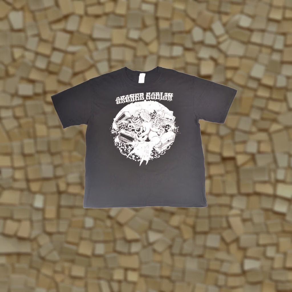 Gildan Gildan T-Shirt Heavy Metal UK & Ireland Tour 2013 Vintage Black Size XL Mens Size US XL / EU 56 / 4 - 1 Thumbnail