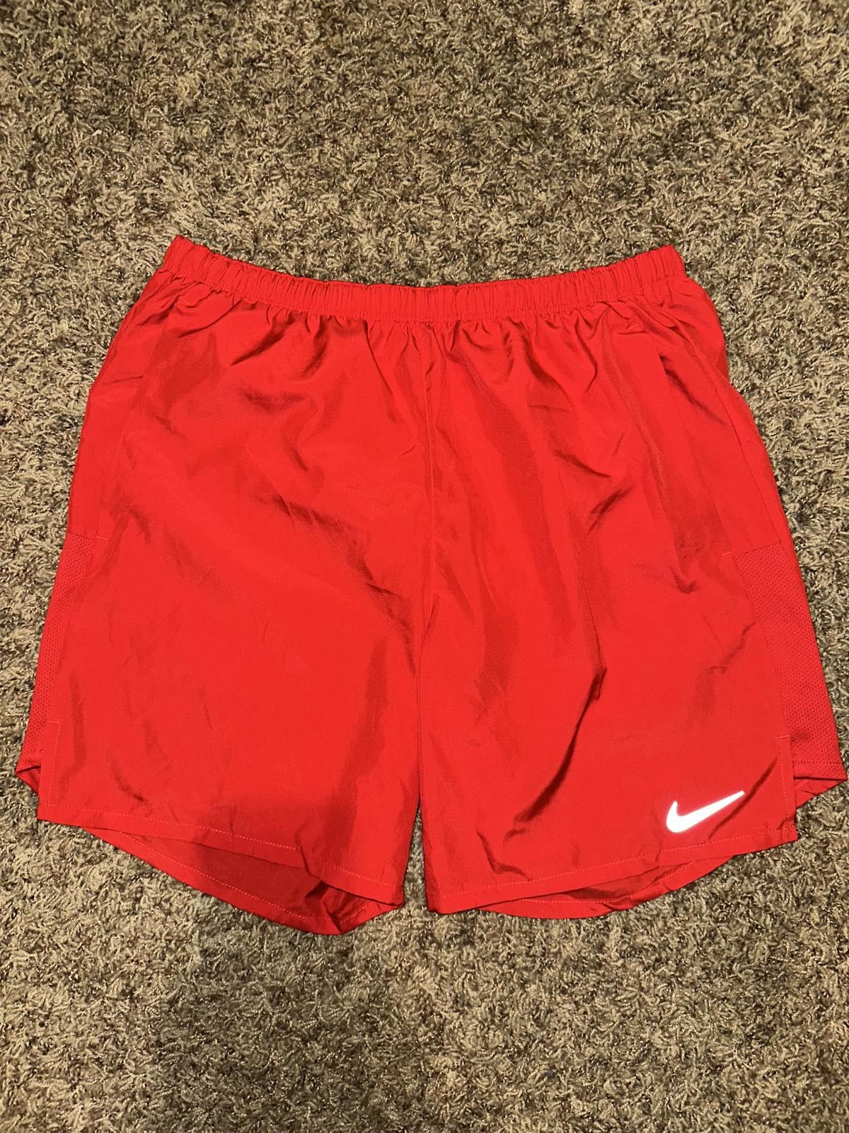 Nike Nike Men's 7" Challenger Black Brief-Lined Running Shorts Size US 32 / EU 48 - 1 Thumbnail