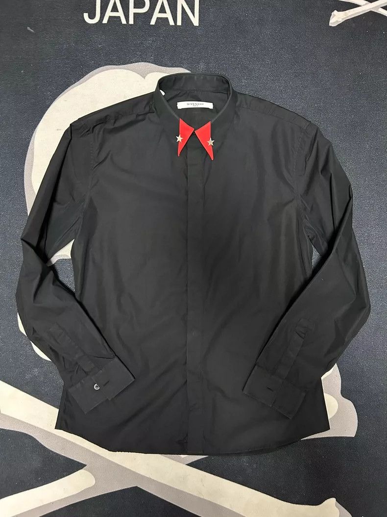 Givenchy Givenchy Shirt with classic black five-pointed star rivet Size US XL / EU 56 / 4 - 1 Thumbnail