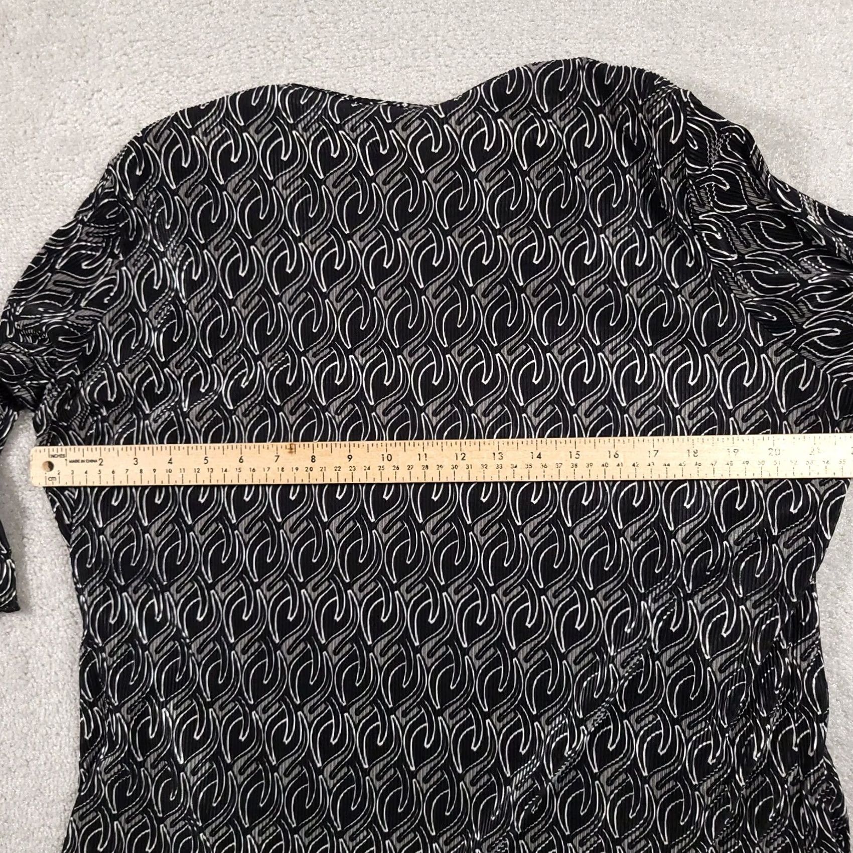 Vintage VINTAGE Lane Bryant Shirt Women's 14/16 Black 3/4 Sleeve Stretch Double Pullover V Neck Blouse Size XL / US 12-14 / IT 48-50 - 6 Thumbnail
