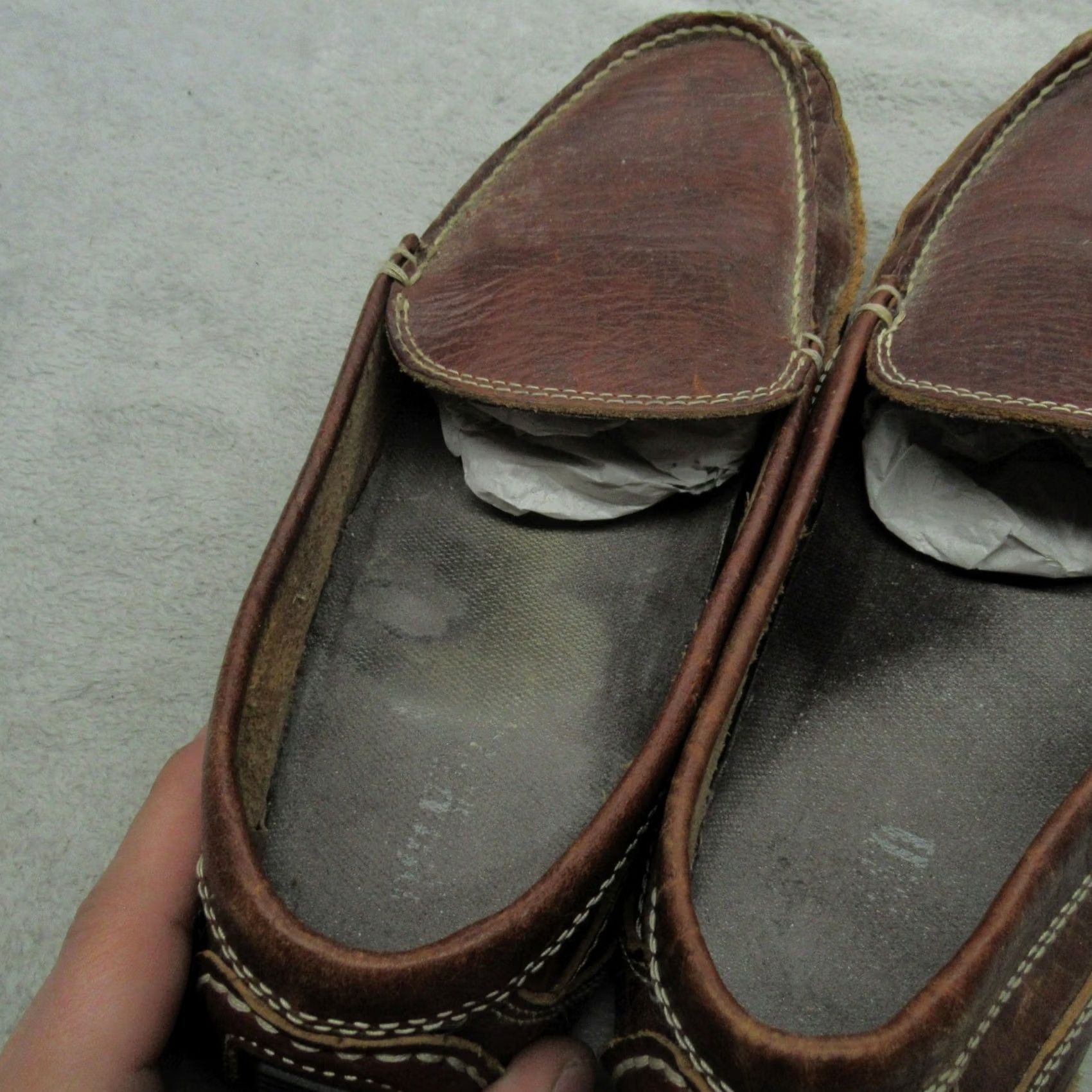 Duluth Trading Company Duluth Mens Loafer Slip On Moc Toe Brown Leather Driving Casual Shoes M Brown 10M Mens, Casual, Travel, Workwear Size US 10 / EU 43 - 3 Thumbnail