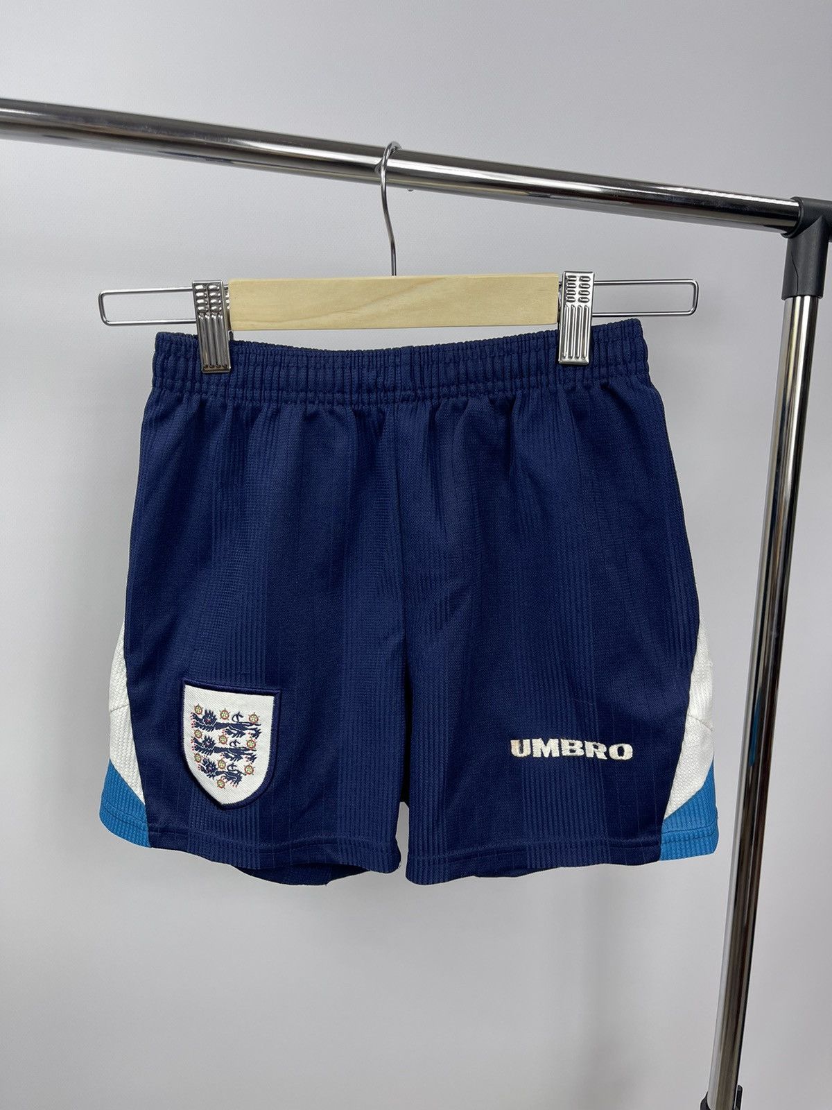Umbro × Vintage Umbro England Set Jersey and Shorts 1996 Size 156 cm/ 71 cm Size US XXS / EU 40 - 6 Thumbnail