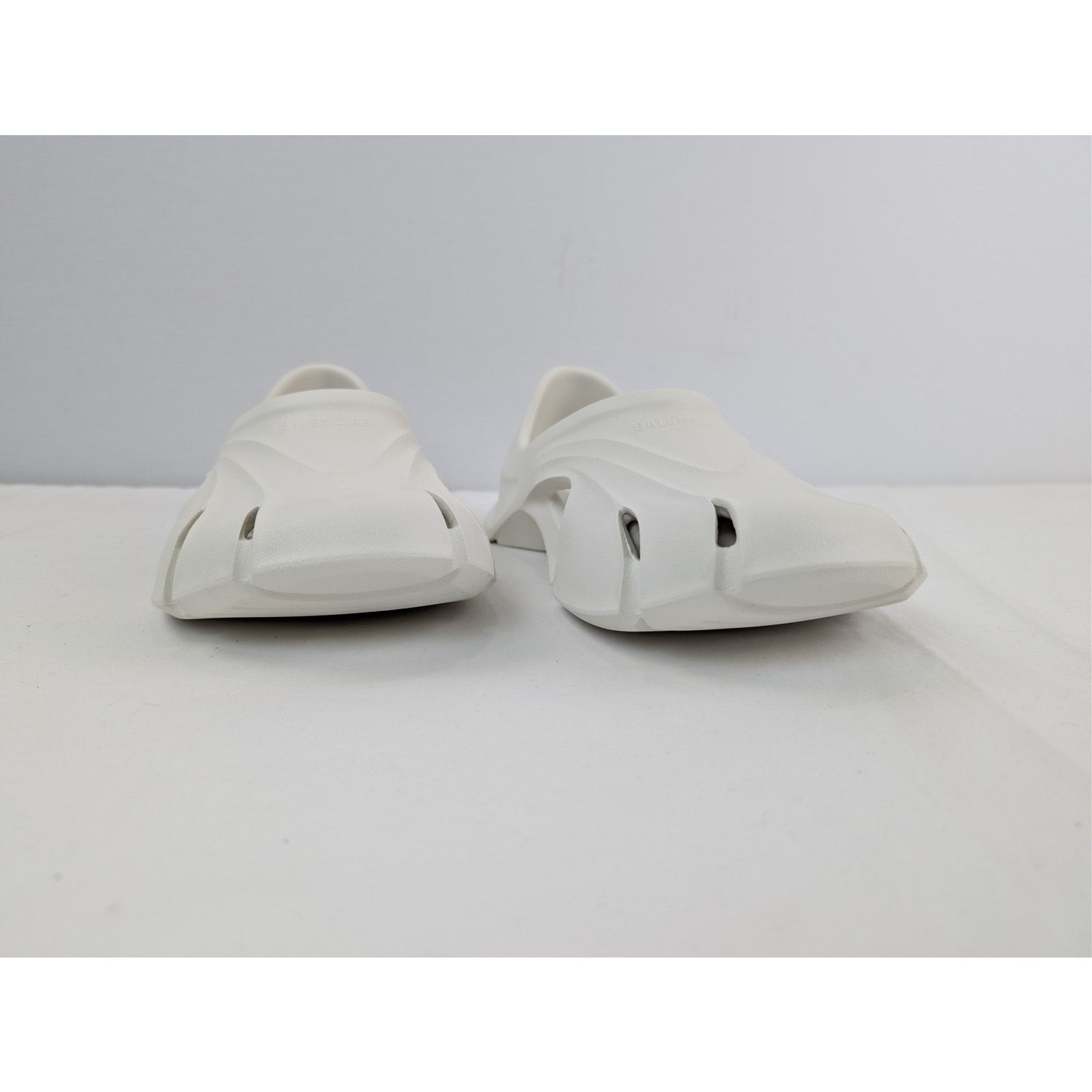 Balenciaga o1rshd1 Classic Mold Closed Slide Sandals in Eggshell Size US 13 / EU 46 - 5 Thumbnail