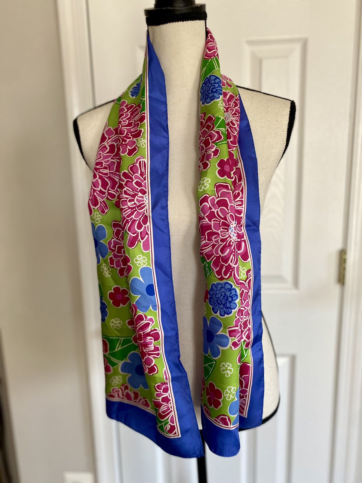 Lilly Pulitzer LILLY PULITZER FORD FLORAL SILK SCARF Size ONE SIZE - 3 Thumbnail